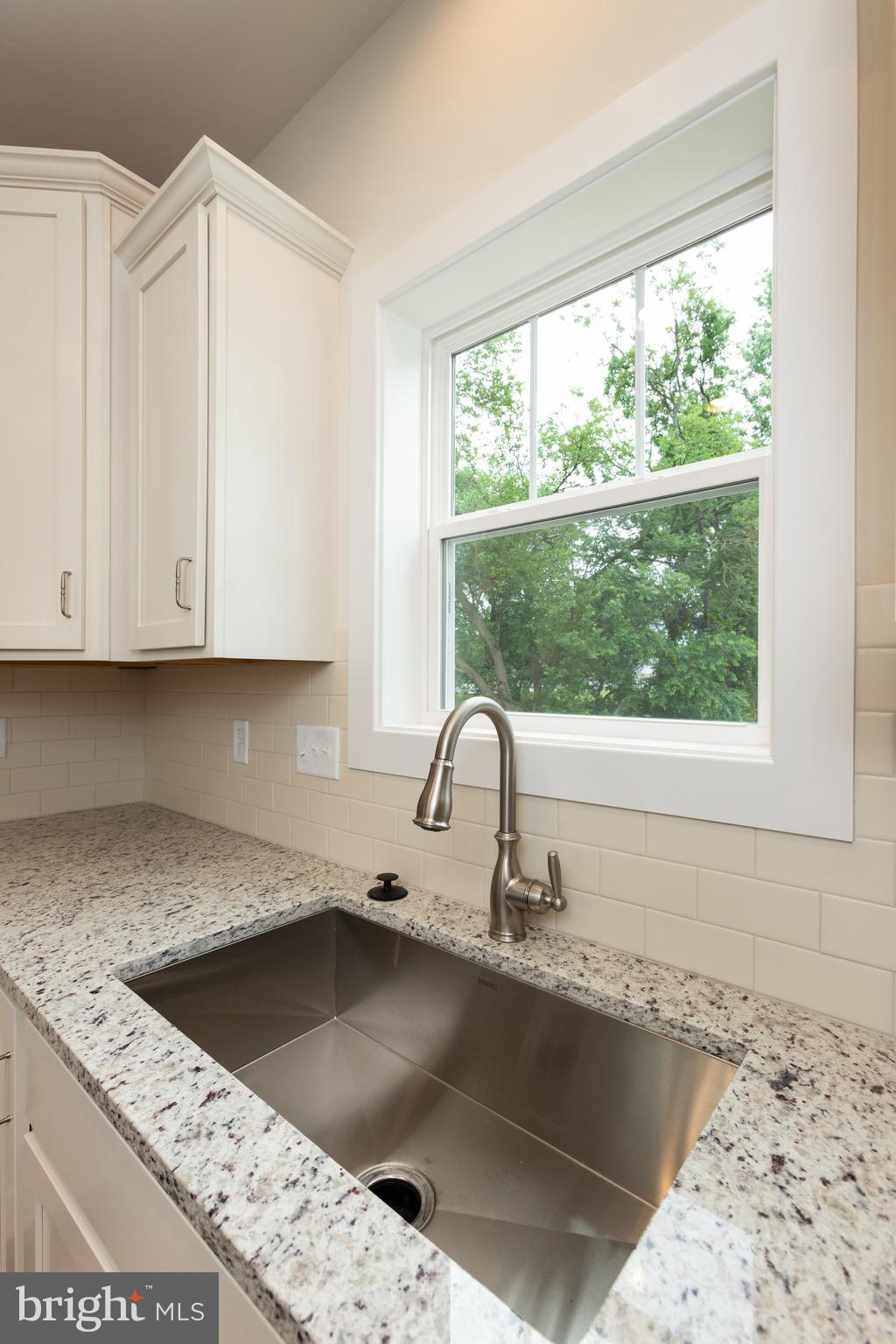 2312 CONTINENTAL DRIVE