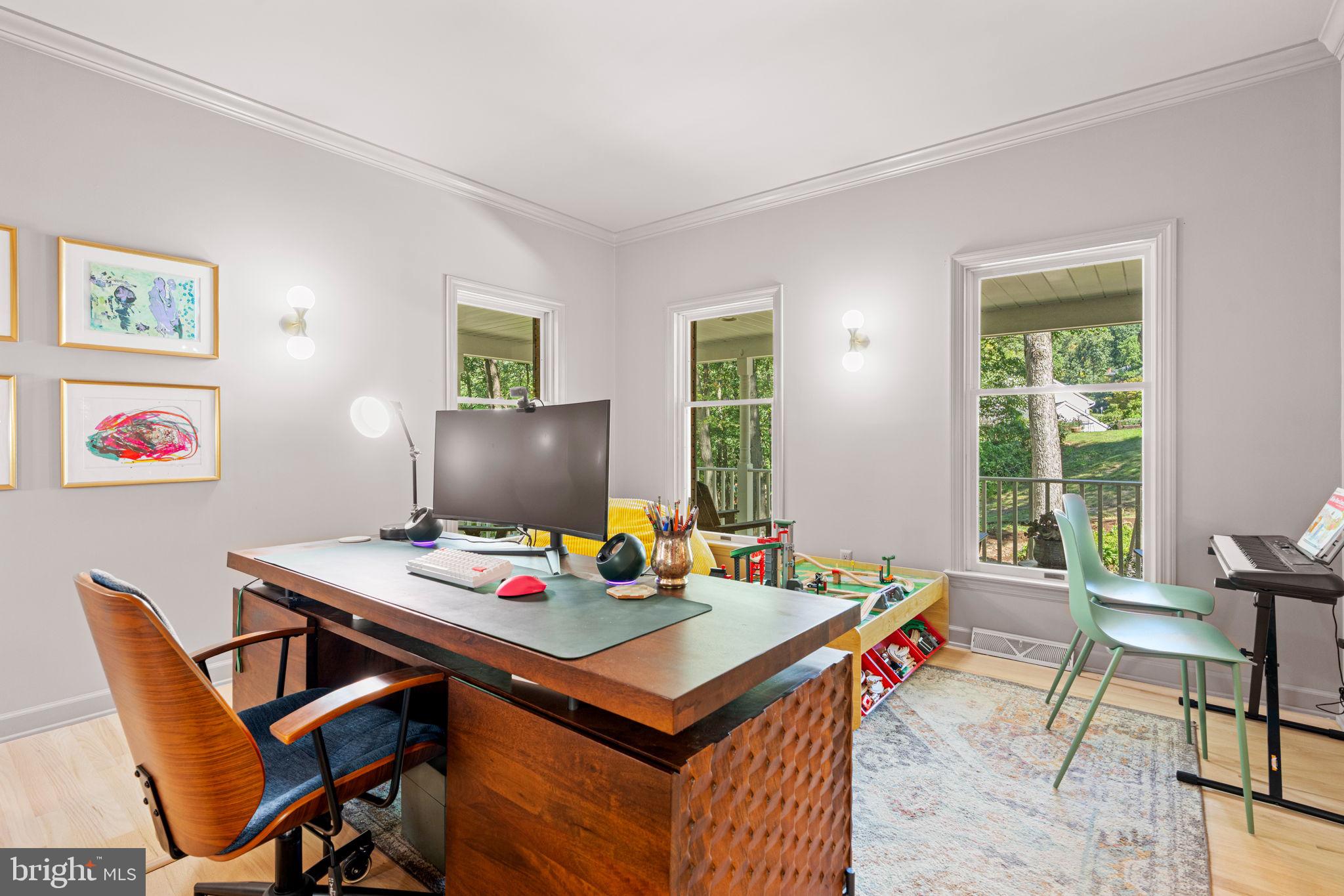 1155 GREENWOOD DRIVE