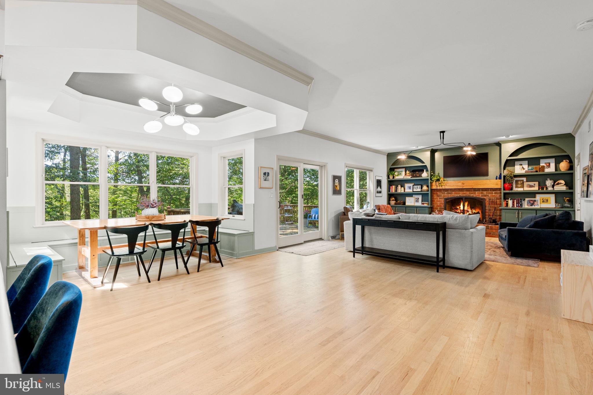 1155 GREENWOOD DRIVE