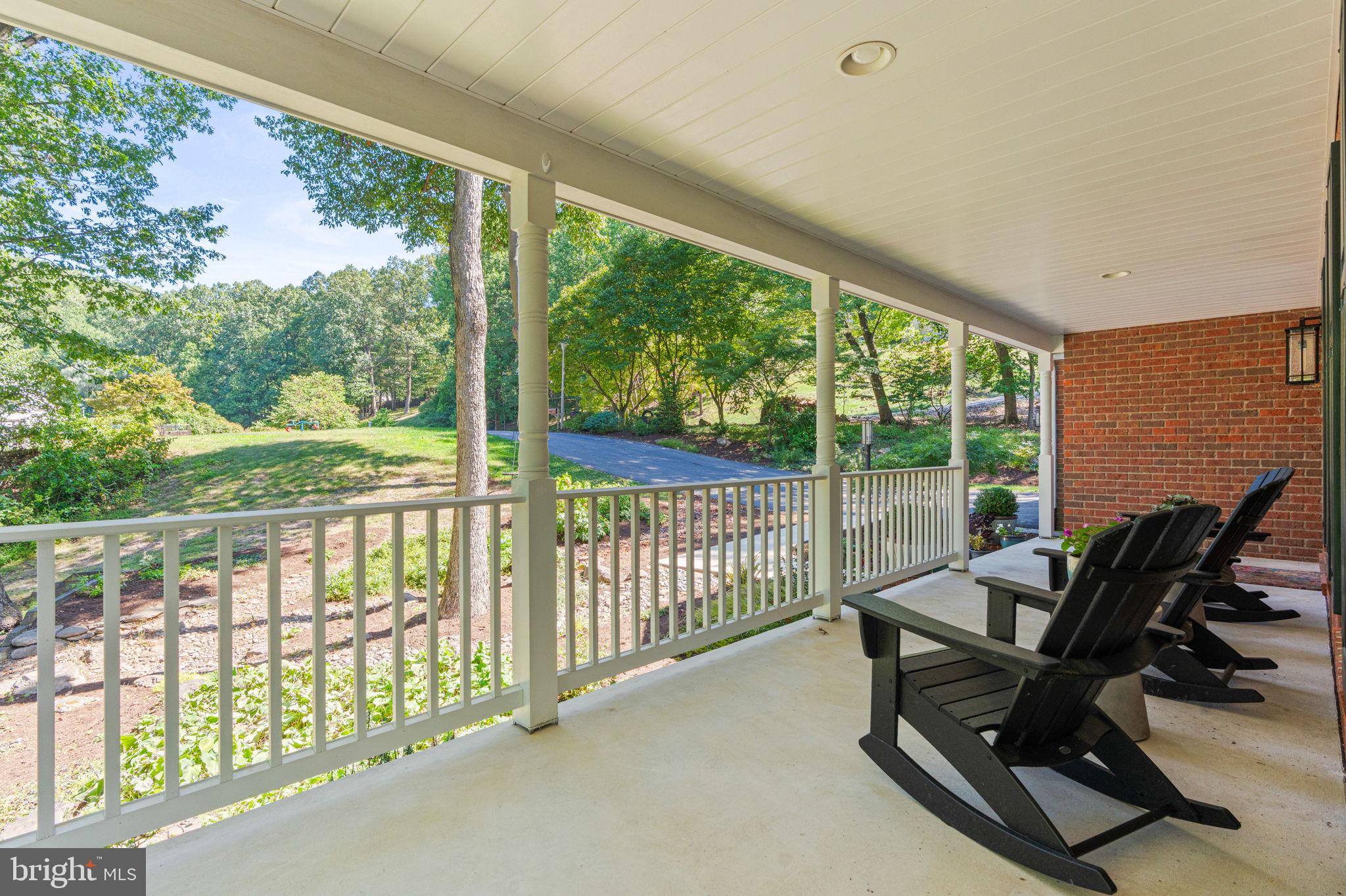 1155 GREENWOOD DRIVE