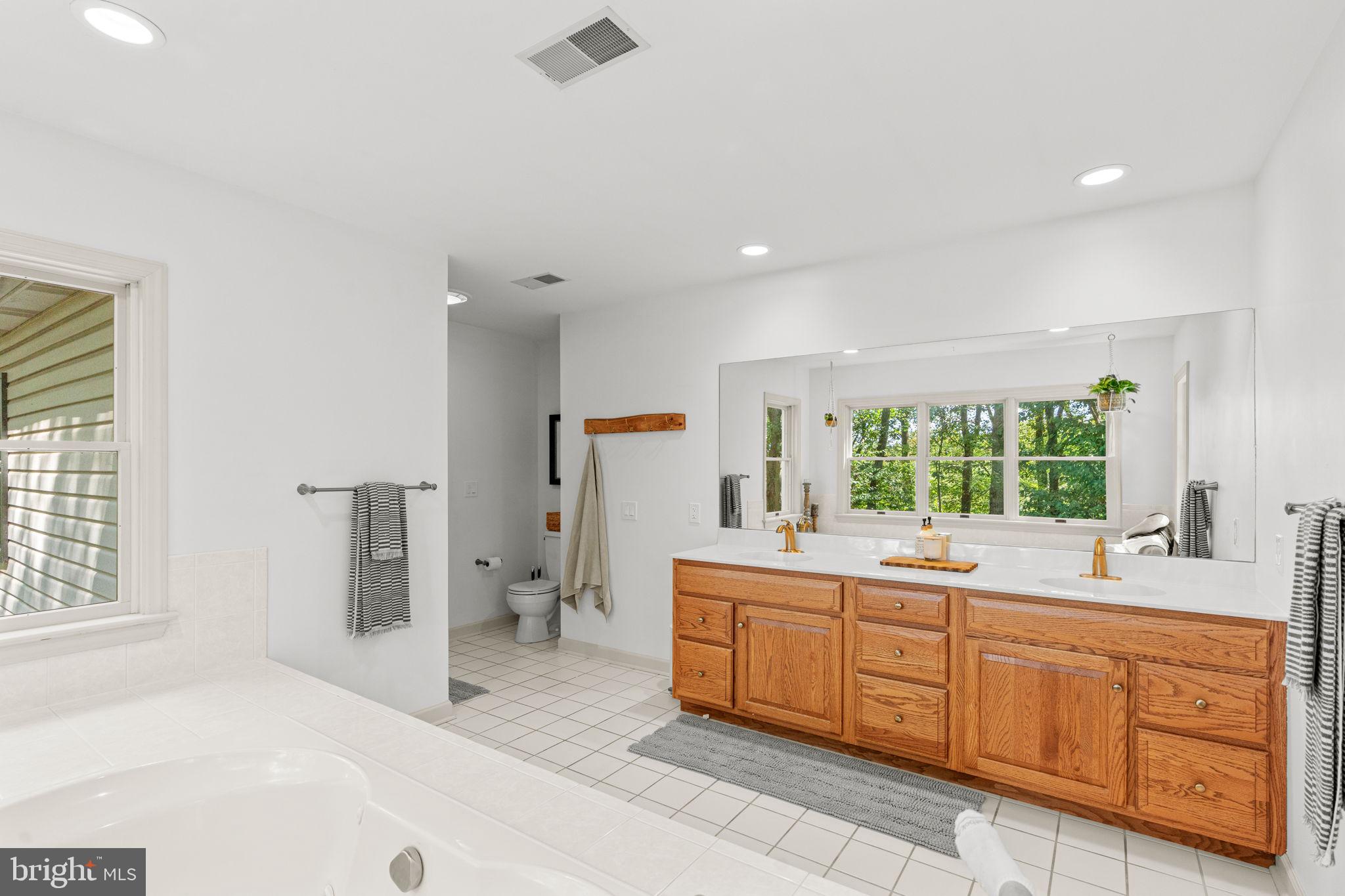 1155 GREENWOOD DRIVE