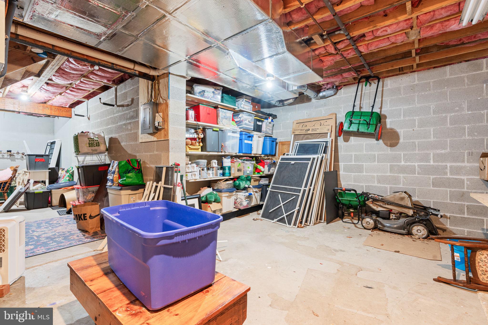 1155 GREENWOOD DRIVE