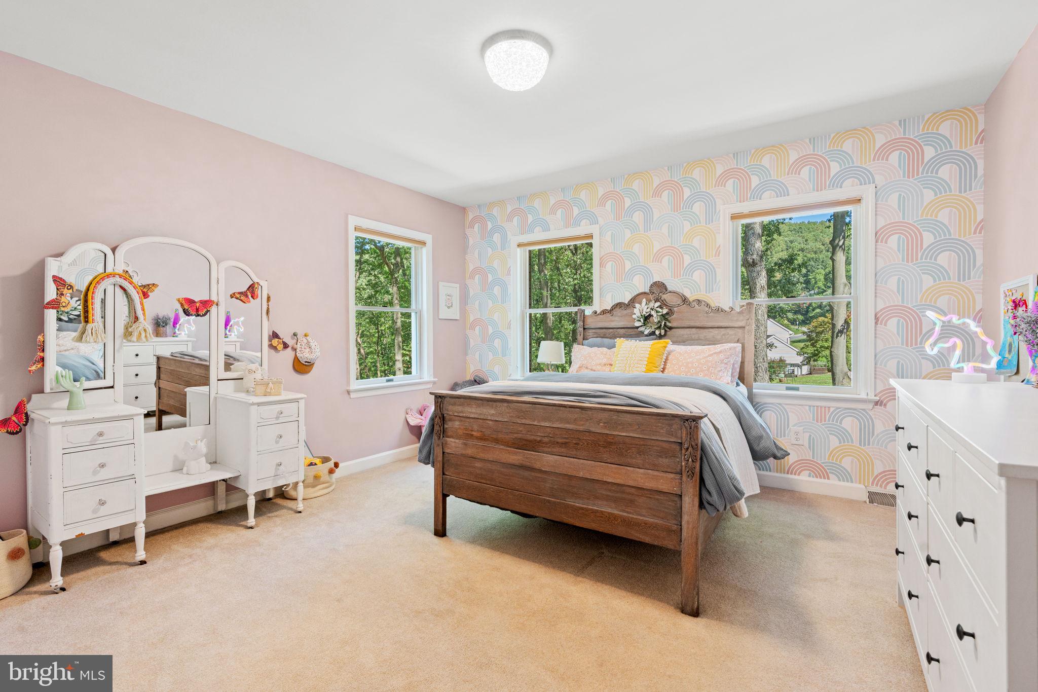 1155 GREENWOOD DRIVE