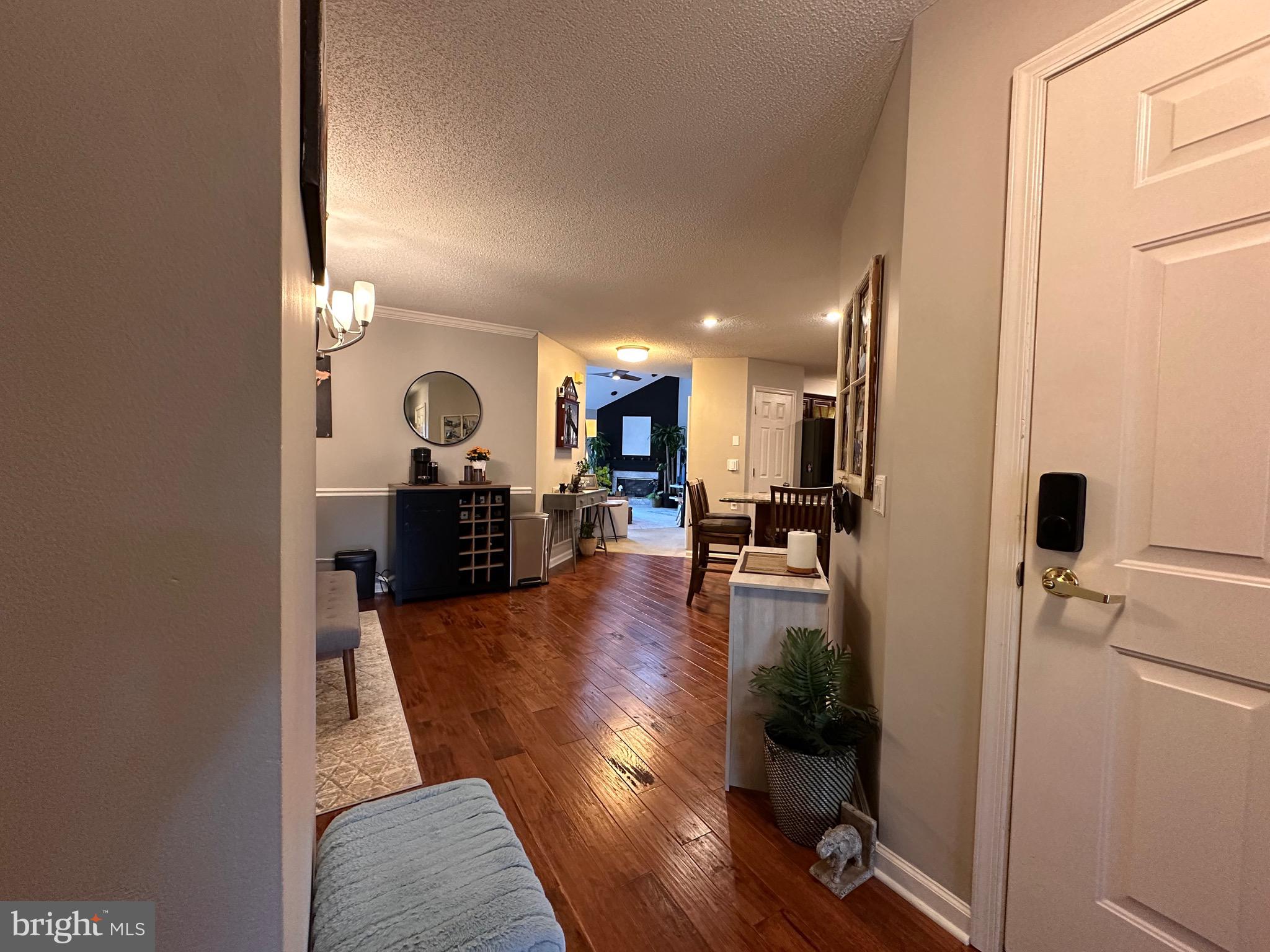 2805 OAKWOOD DRIVE