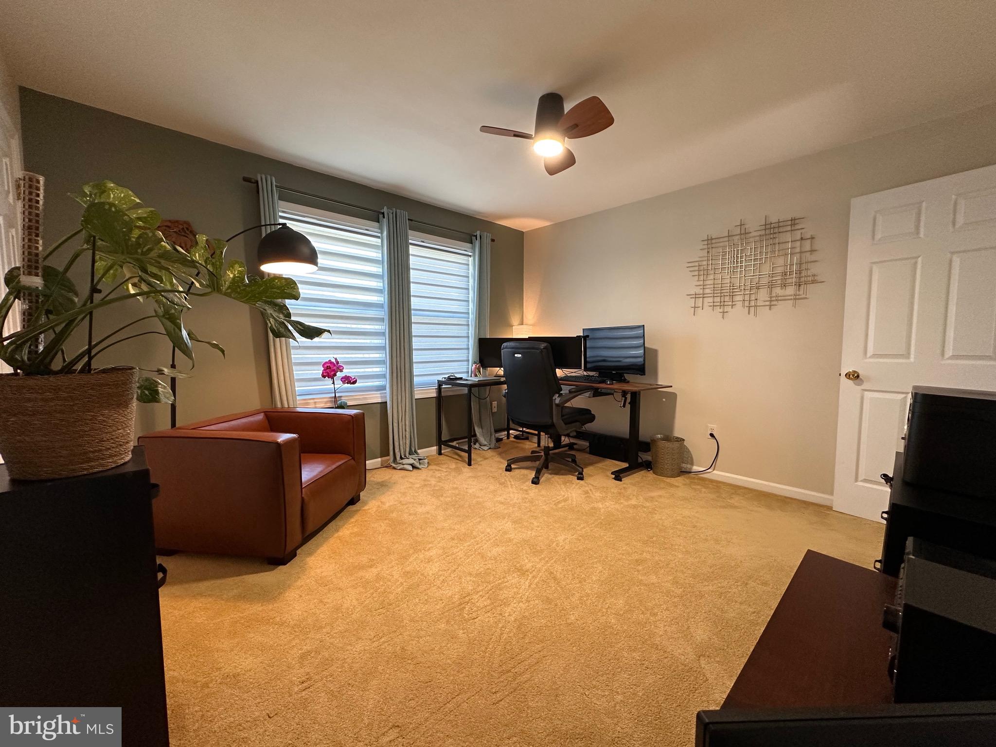 2805 OAKWOOD DRIVE