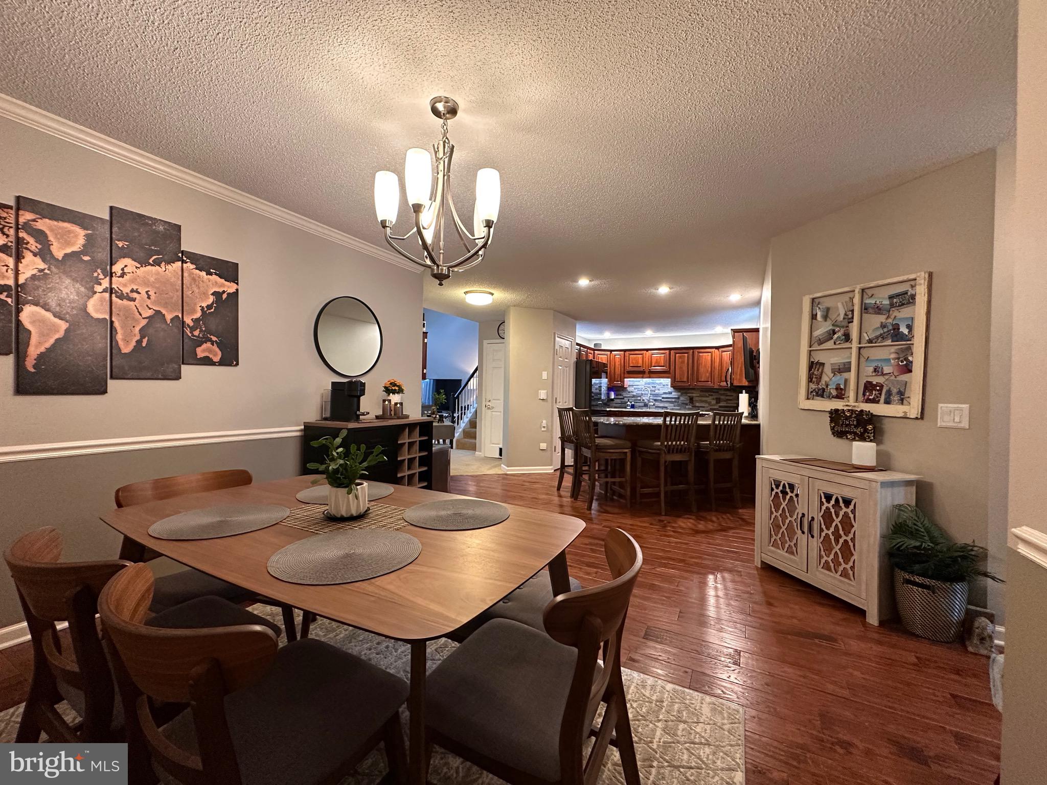 2805 OAKWOOD DRIVE