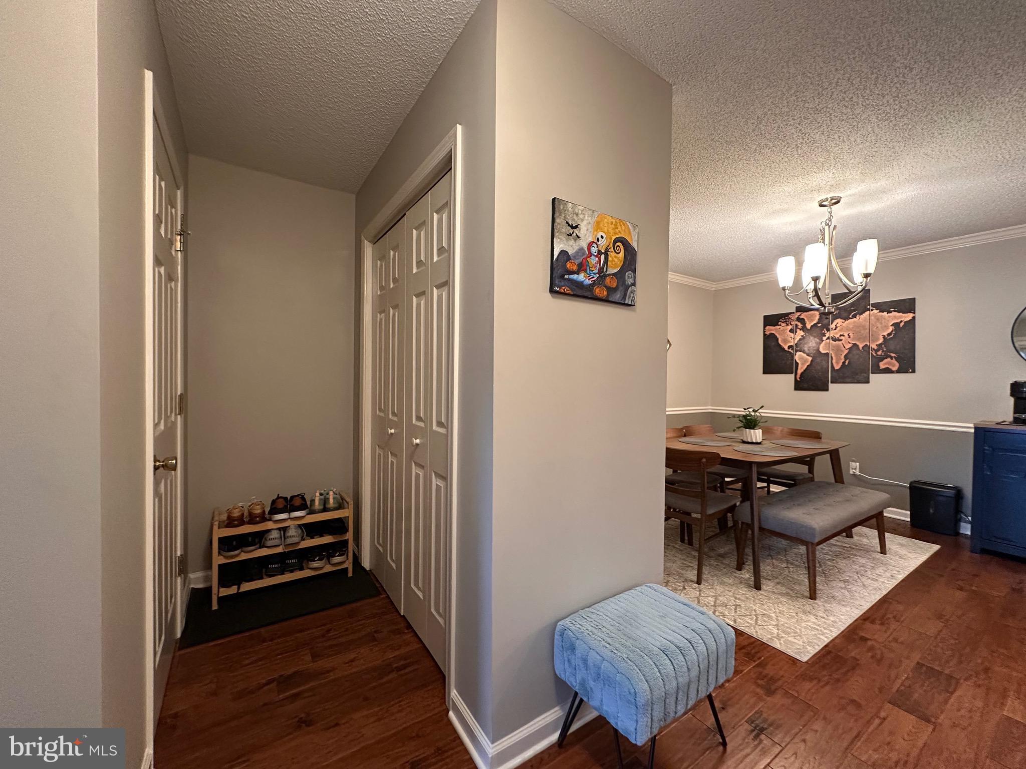2805 OAKWOOD DRIVE