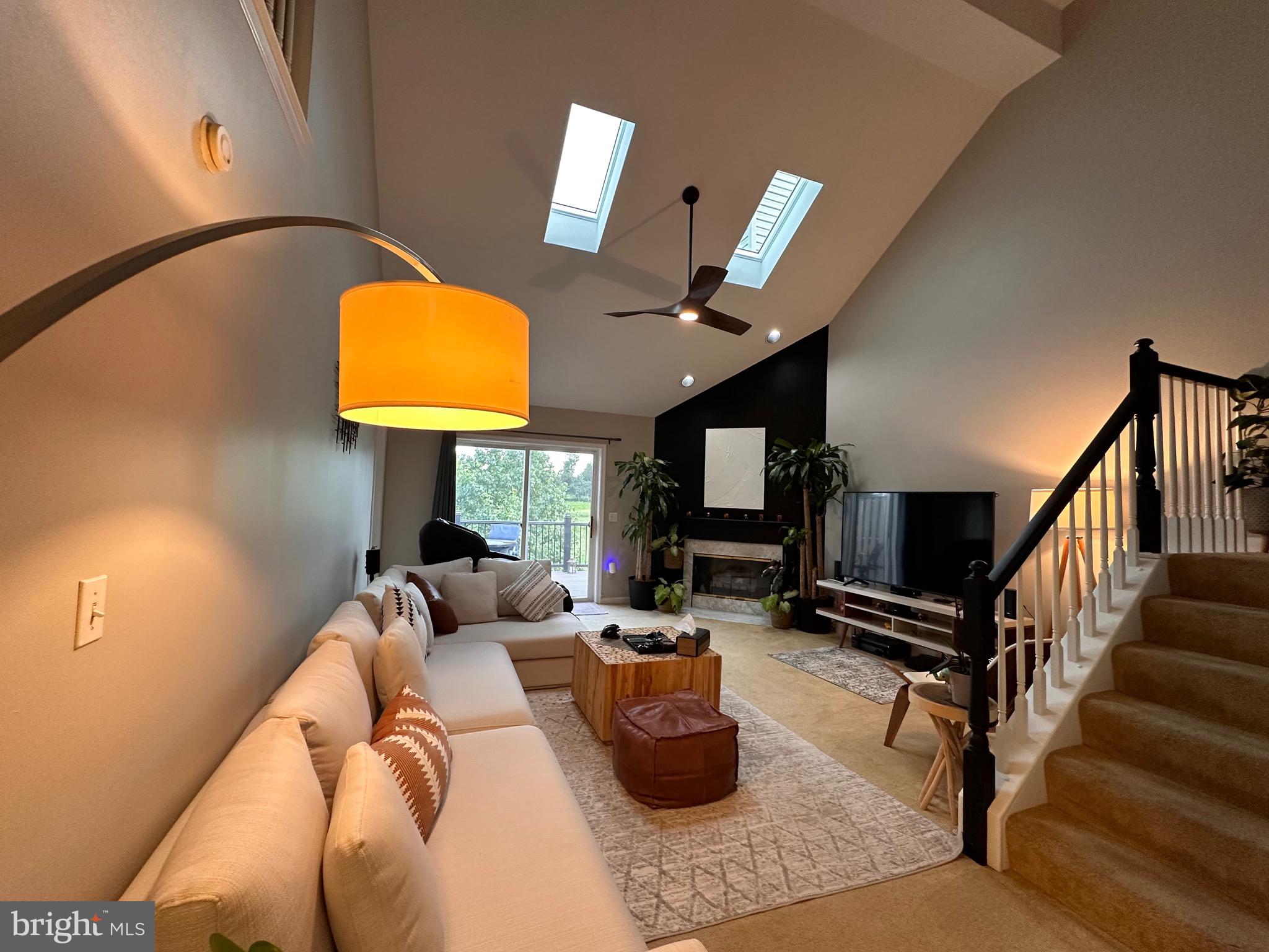 2805 OAKWOOD DRIVE