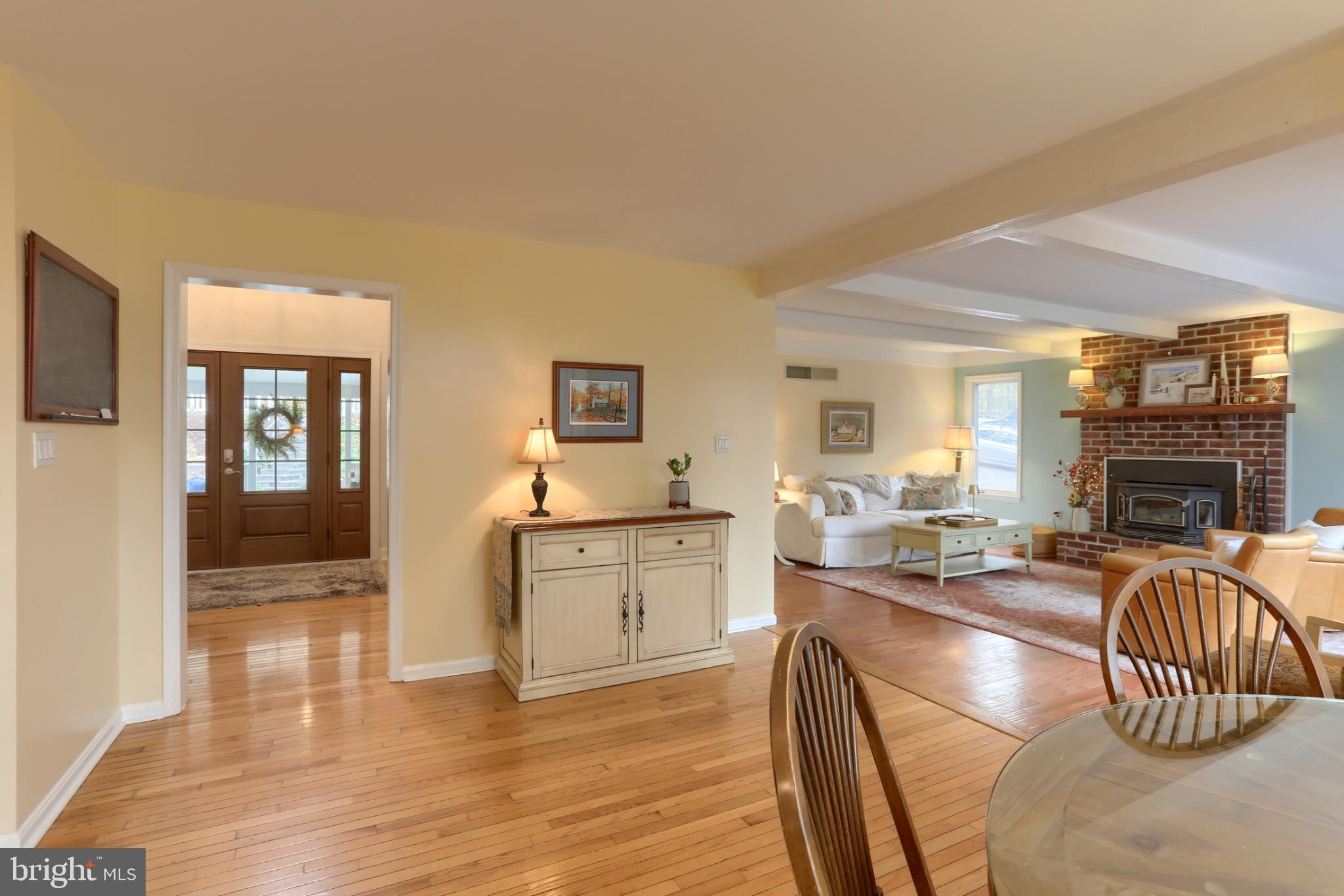 1609 SPRING HILL DRIVE