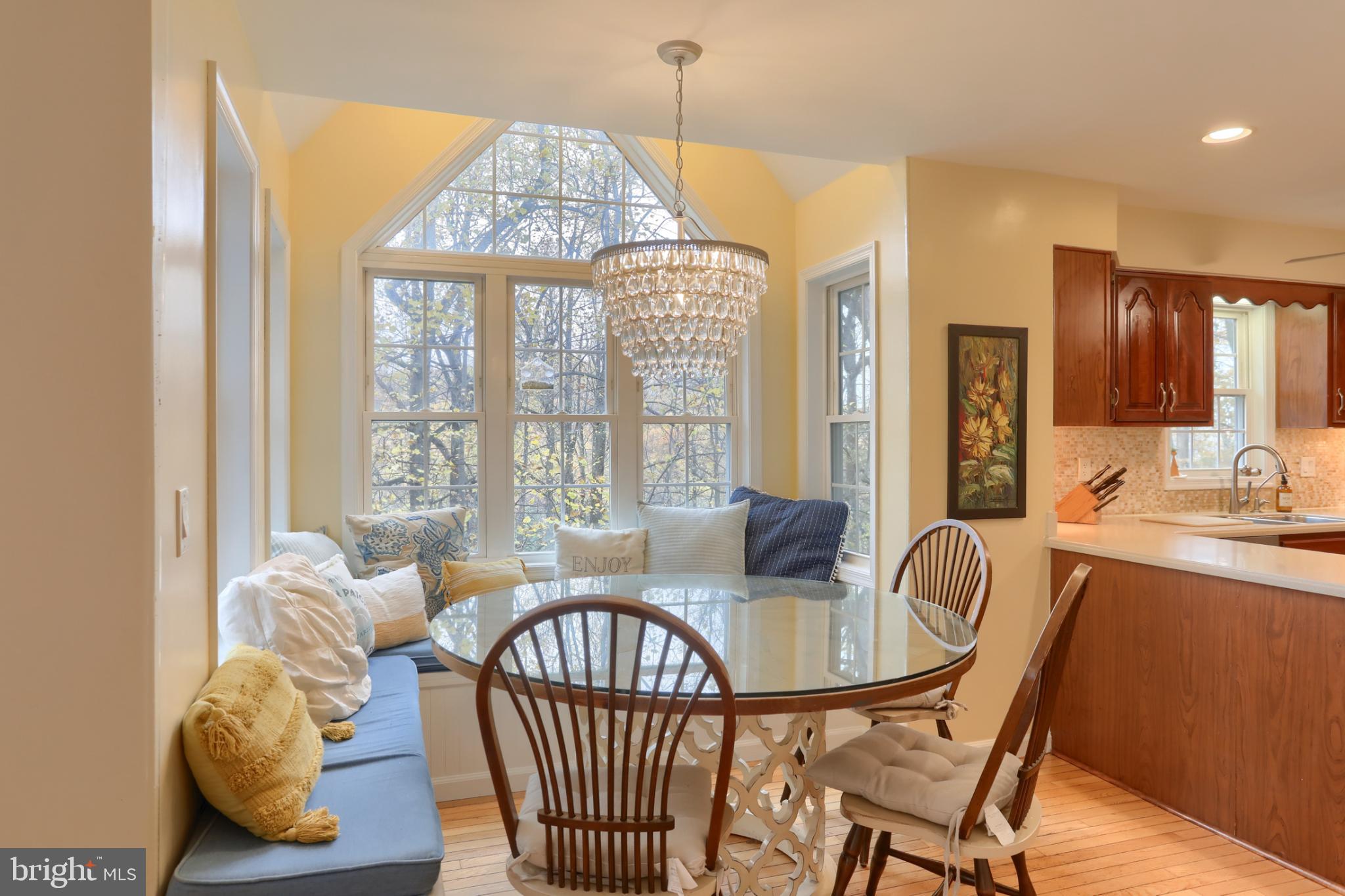 1609 SPRING HILL DRIVE