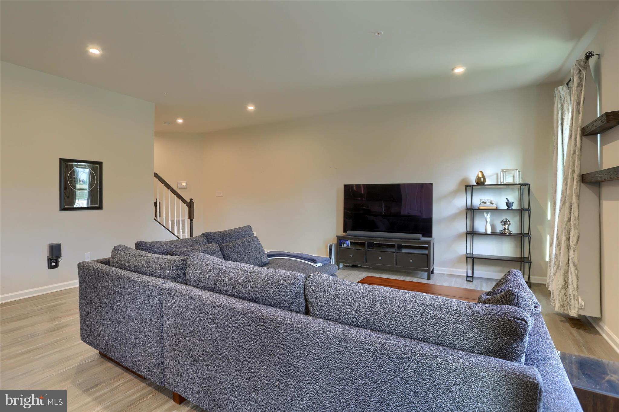 4273 SECRETARIAT STREET