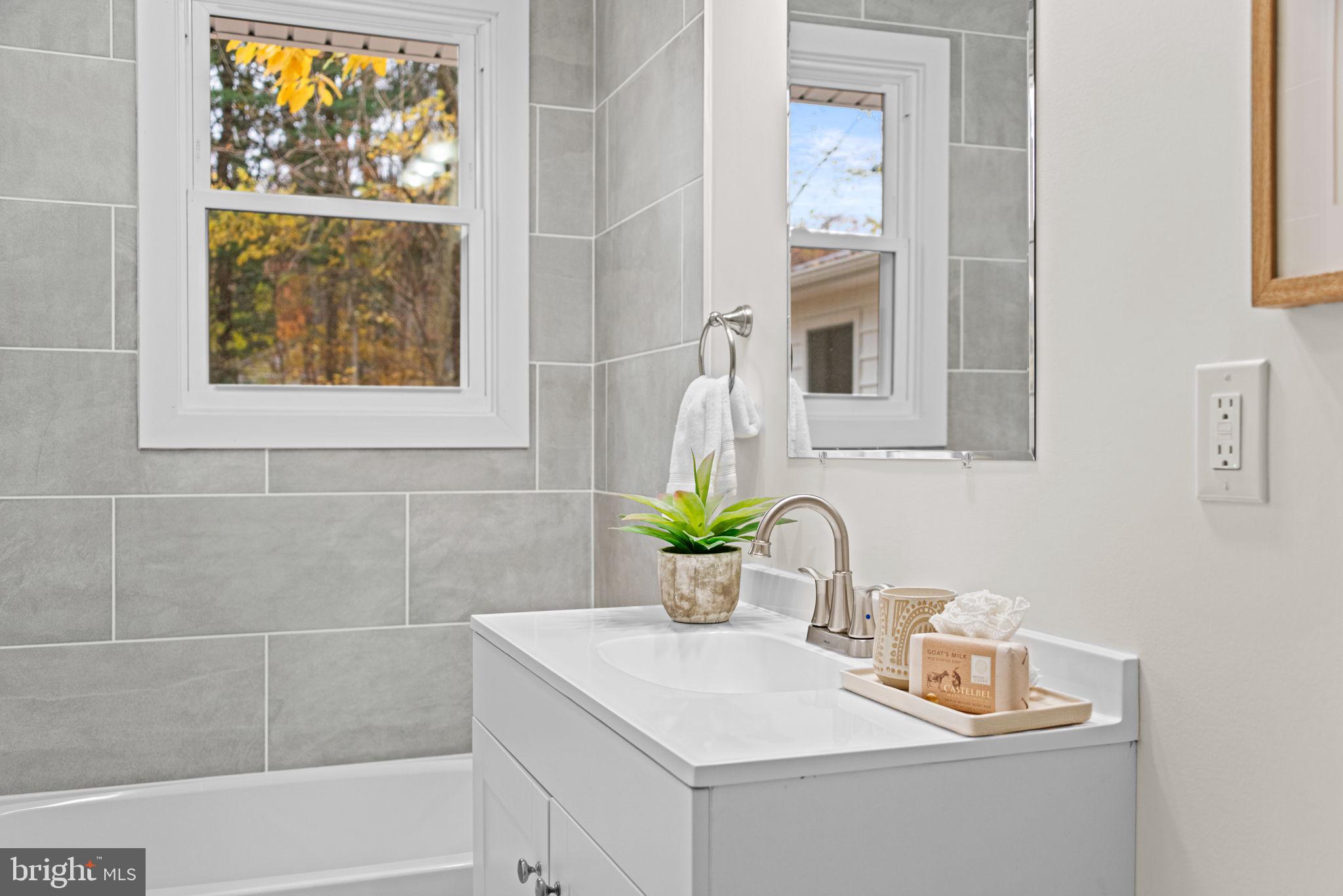 560 HILL CHURCH ROAD