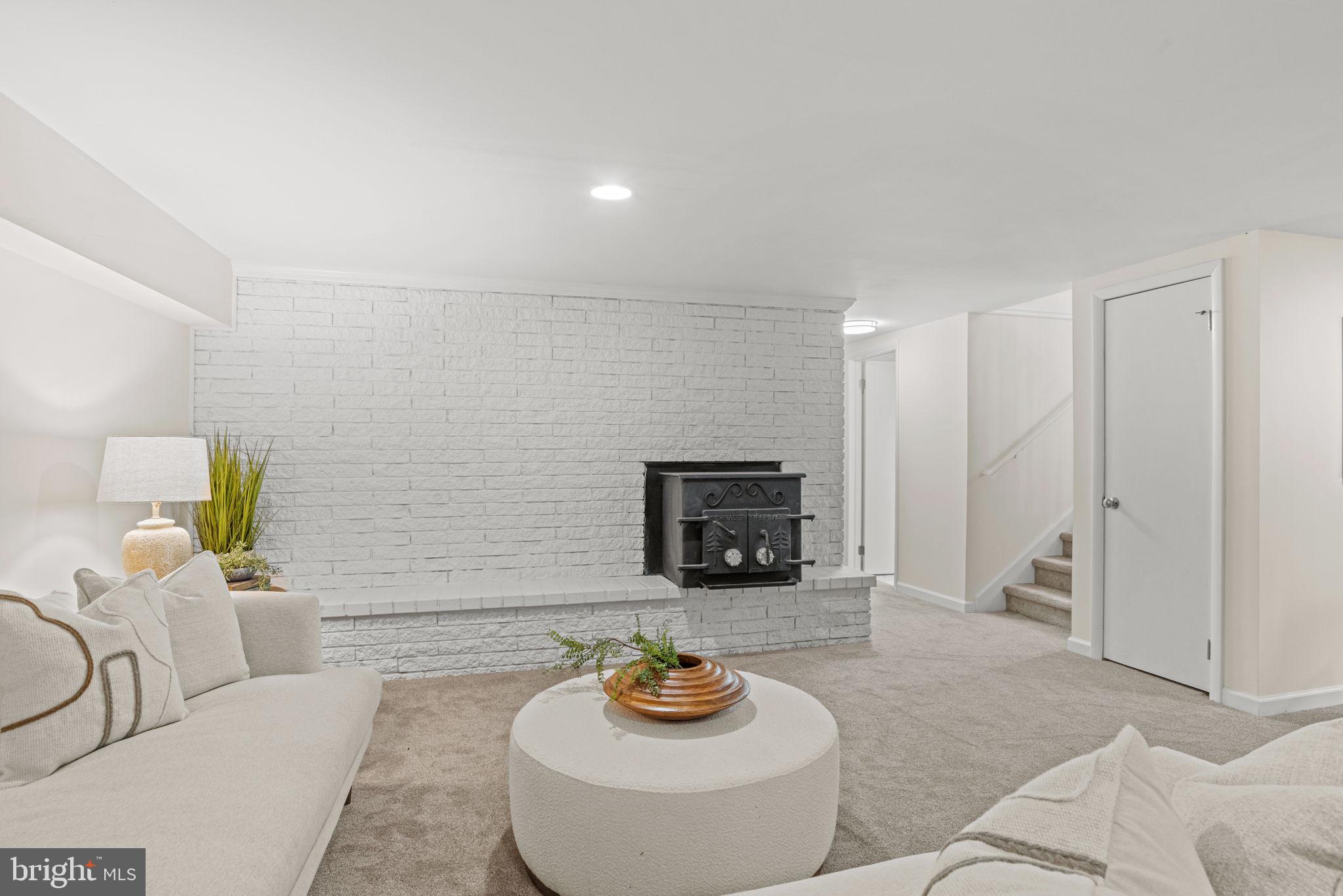 560 HILL CHURCH ROAD