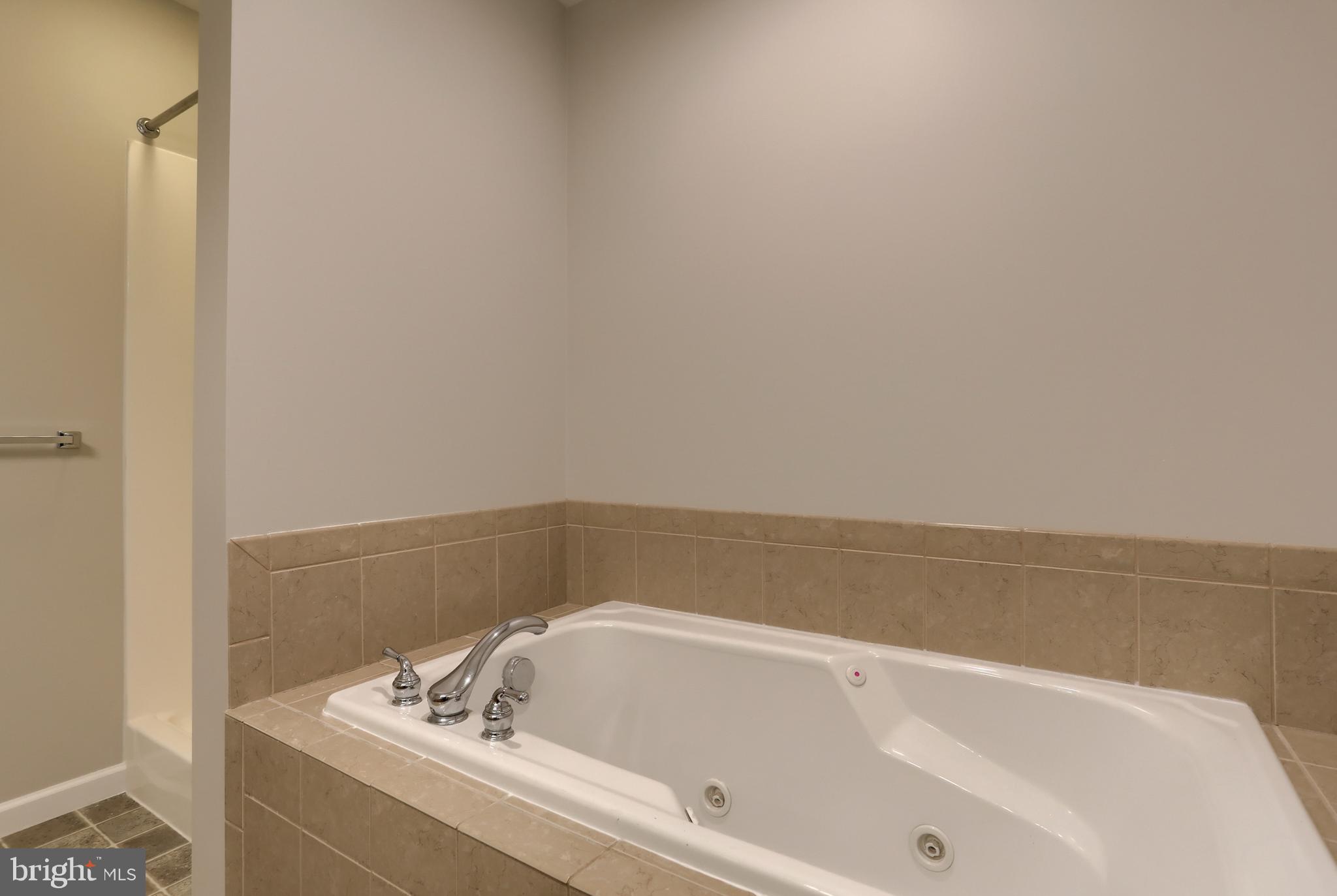 100 NEEDLEWOOD DRIVE