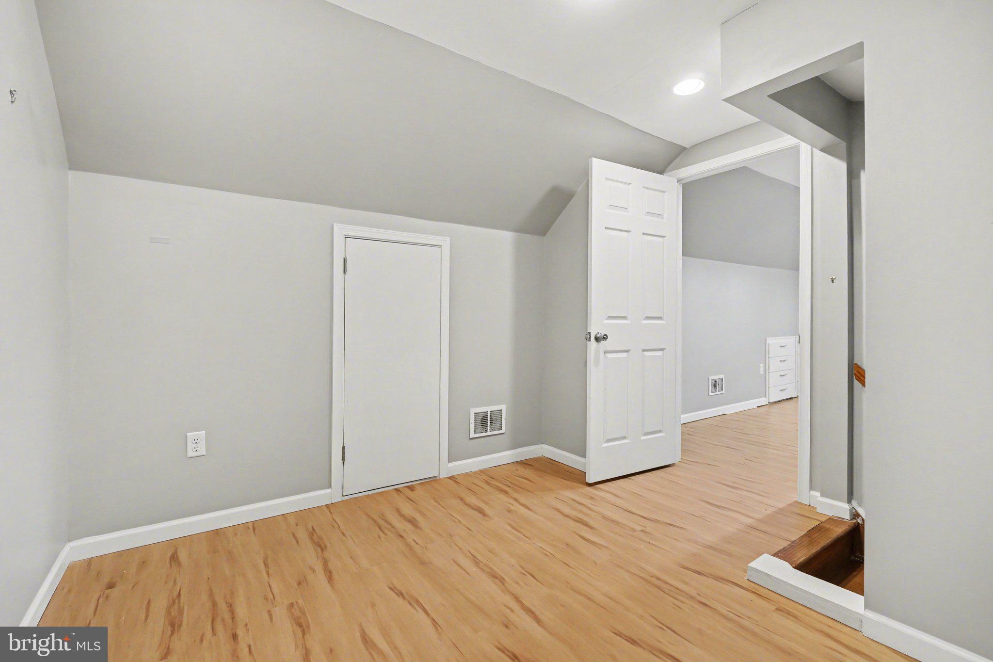 315 E ROOSEVELT AVENUE