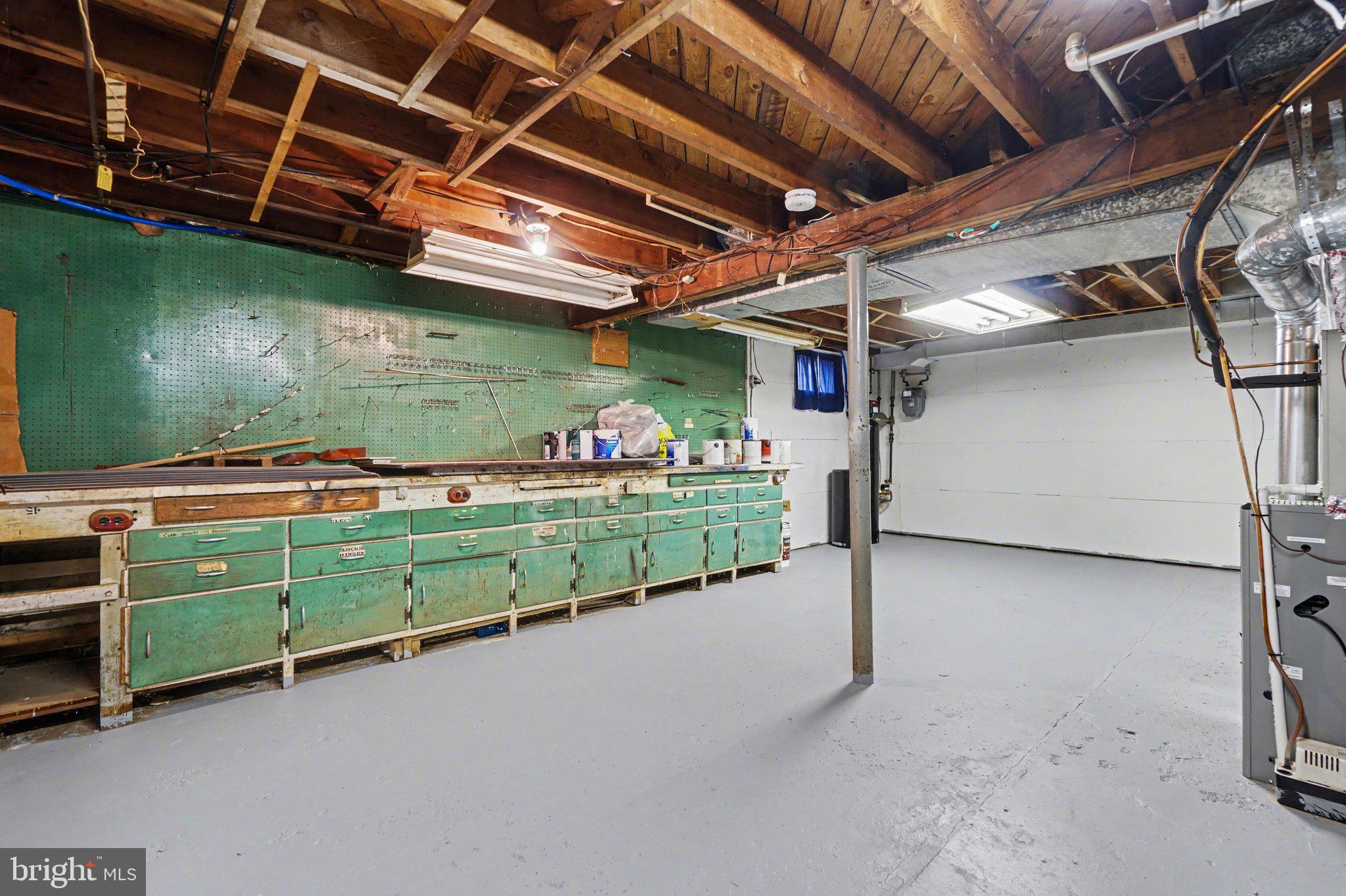 315 E ROOSEVELT AVENUE