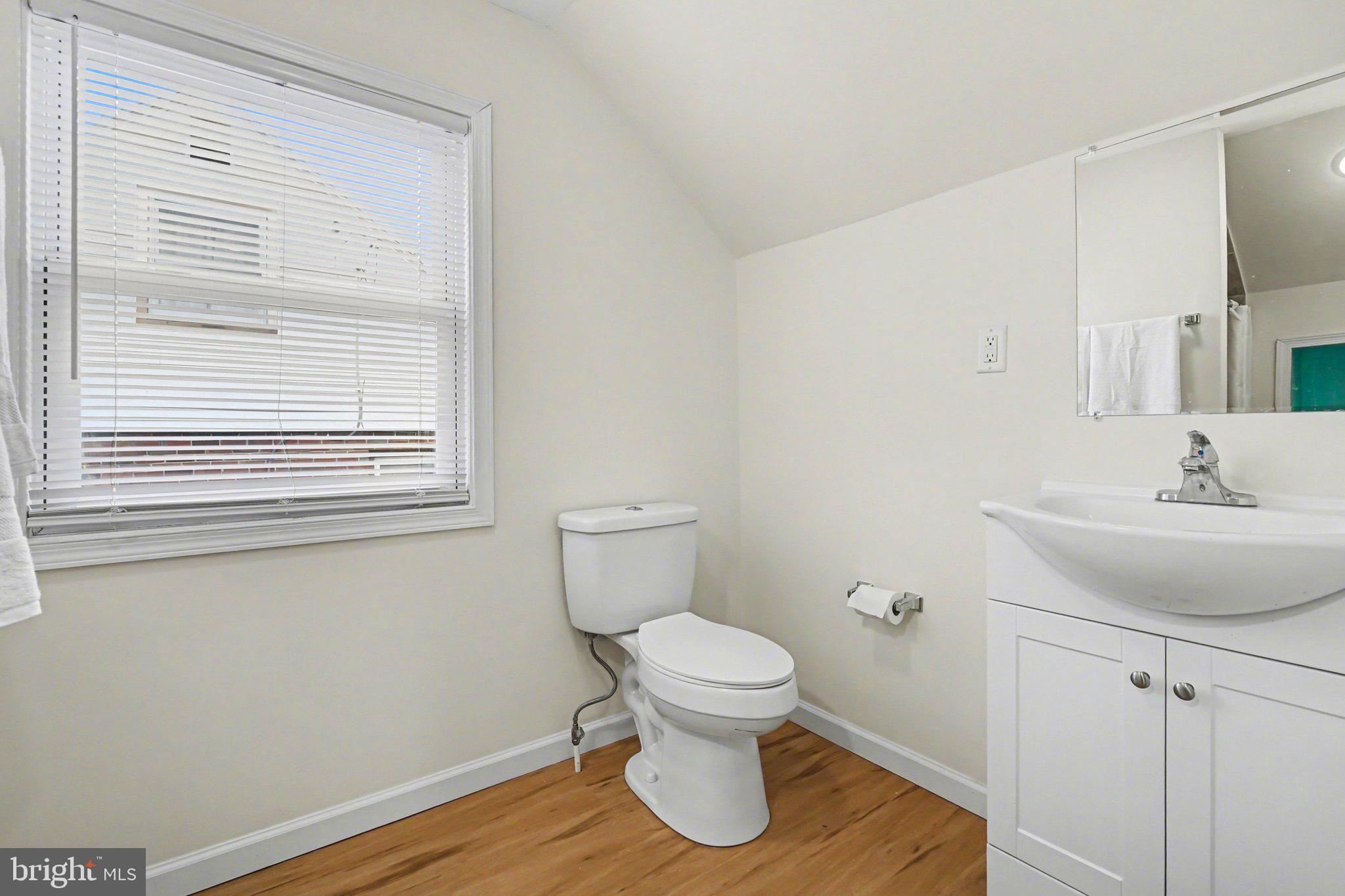 315 E ROOSEVELT AVENUE