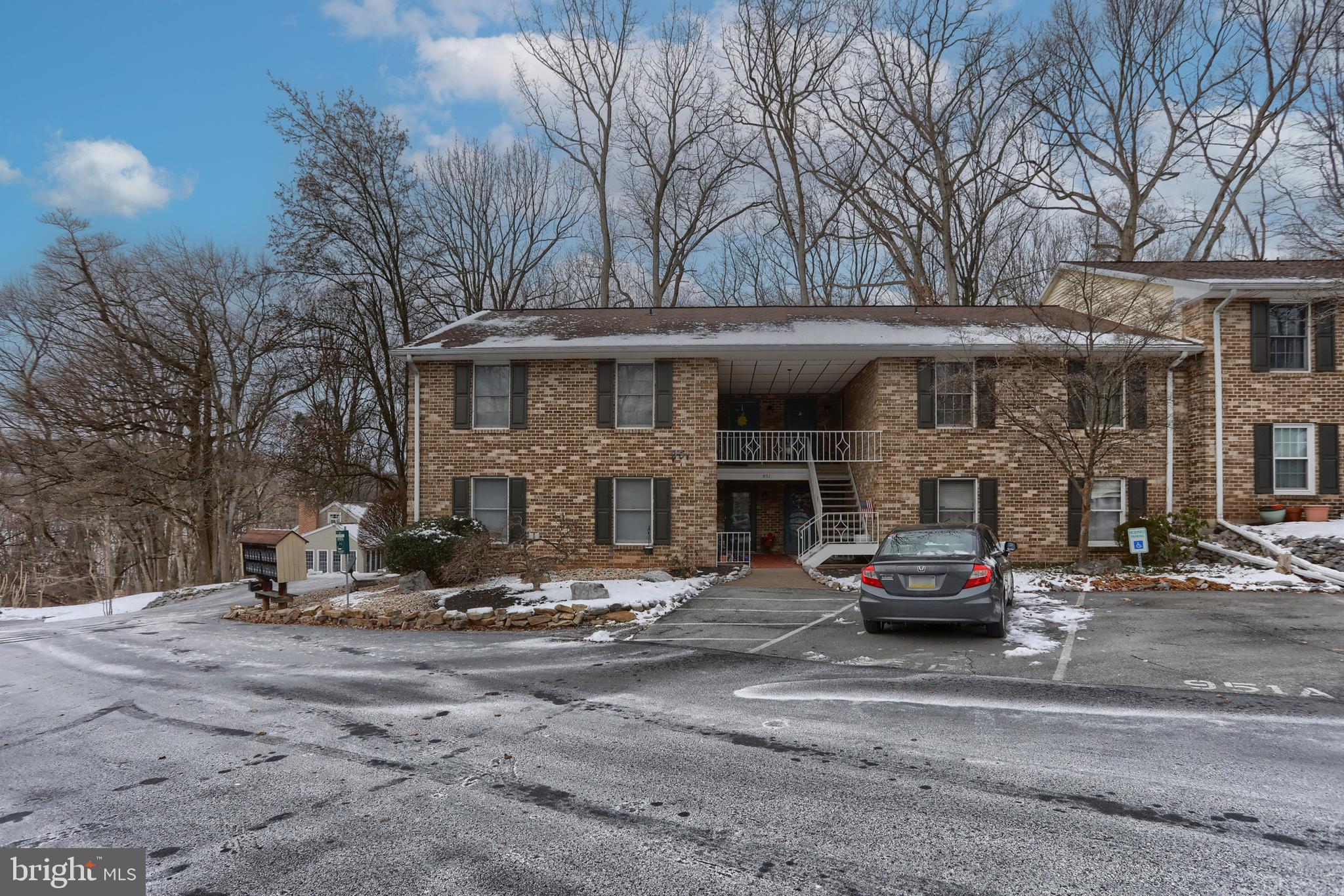 951 INNSBRUCK DRIVE A