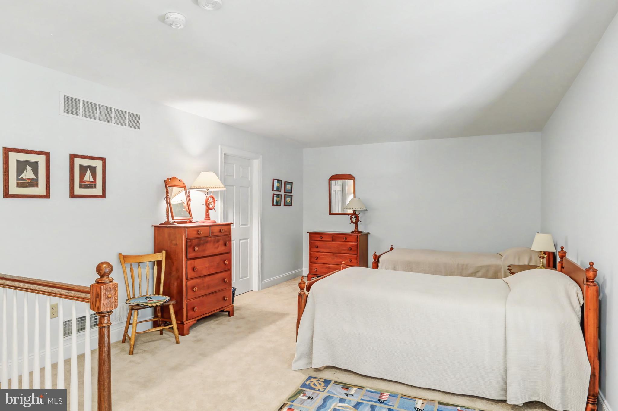 211 BROOKRIDGE COURT