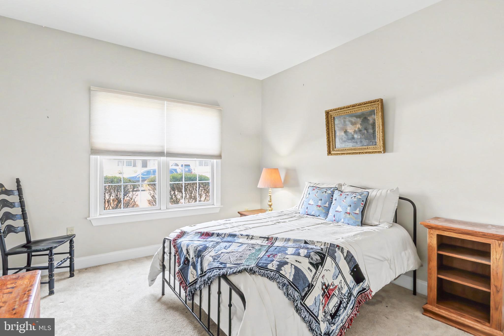 211 BROOKRIDGE COURT