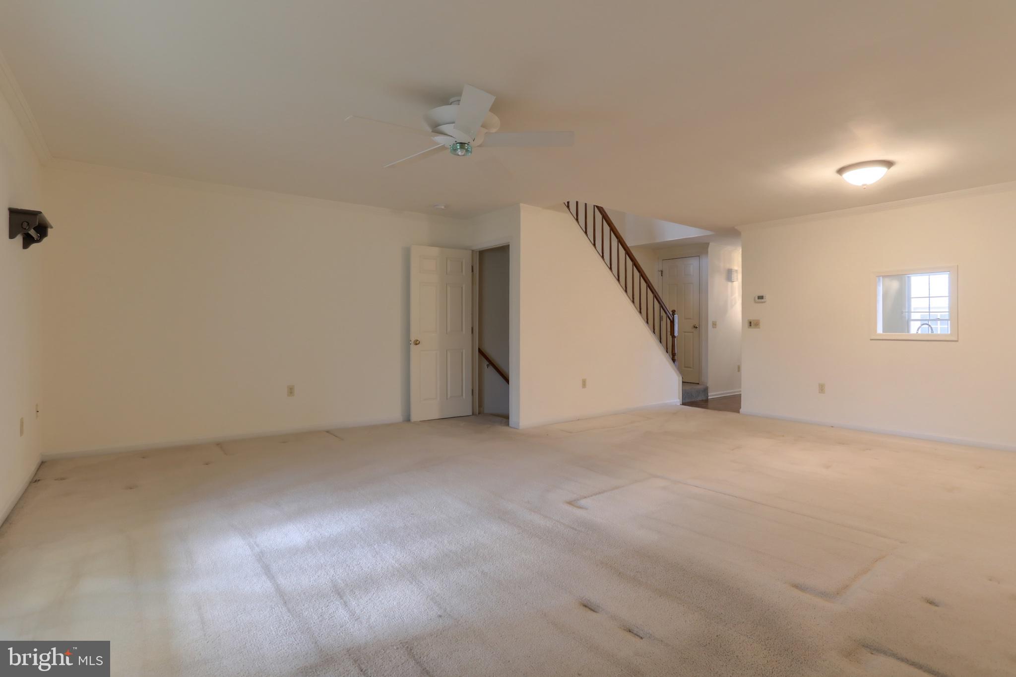 2057E E RALEIGH ROAD