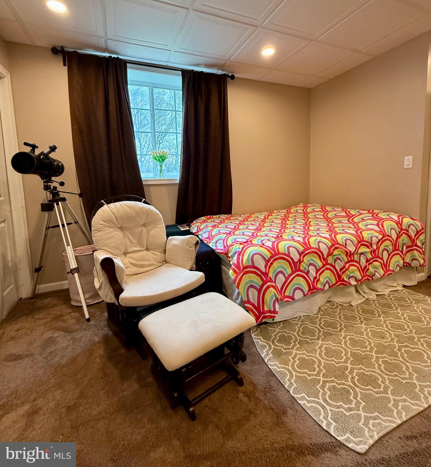 1813 SILVERLEAF LANE