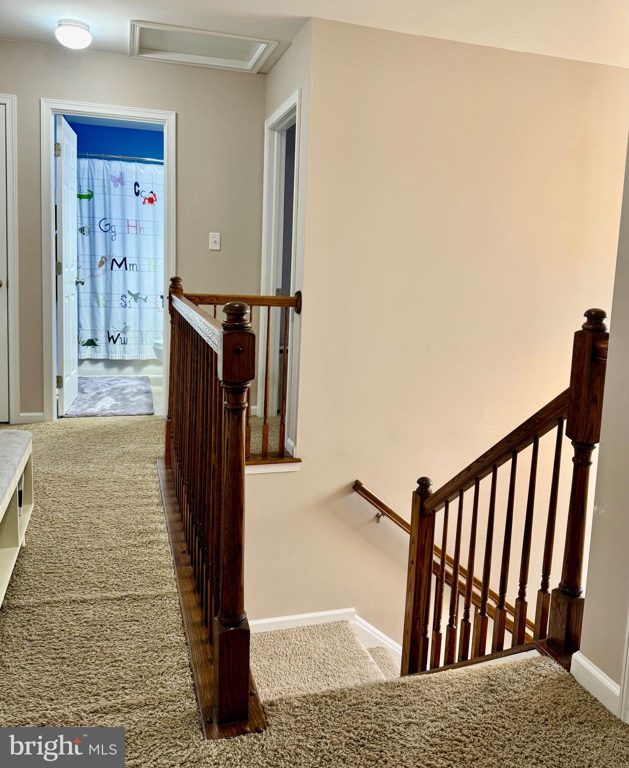 1813 SILVERLEAF LANE