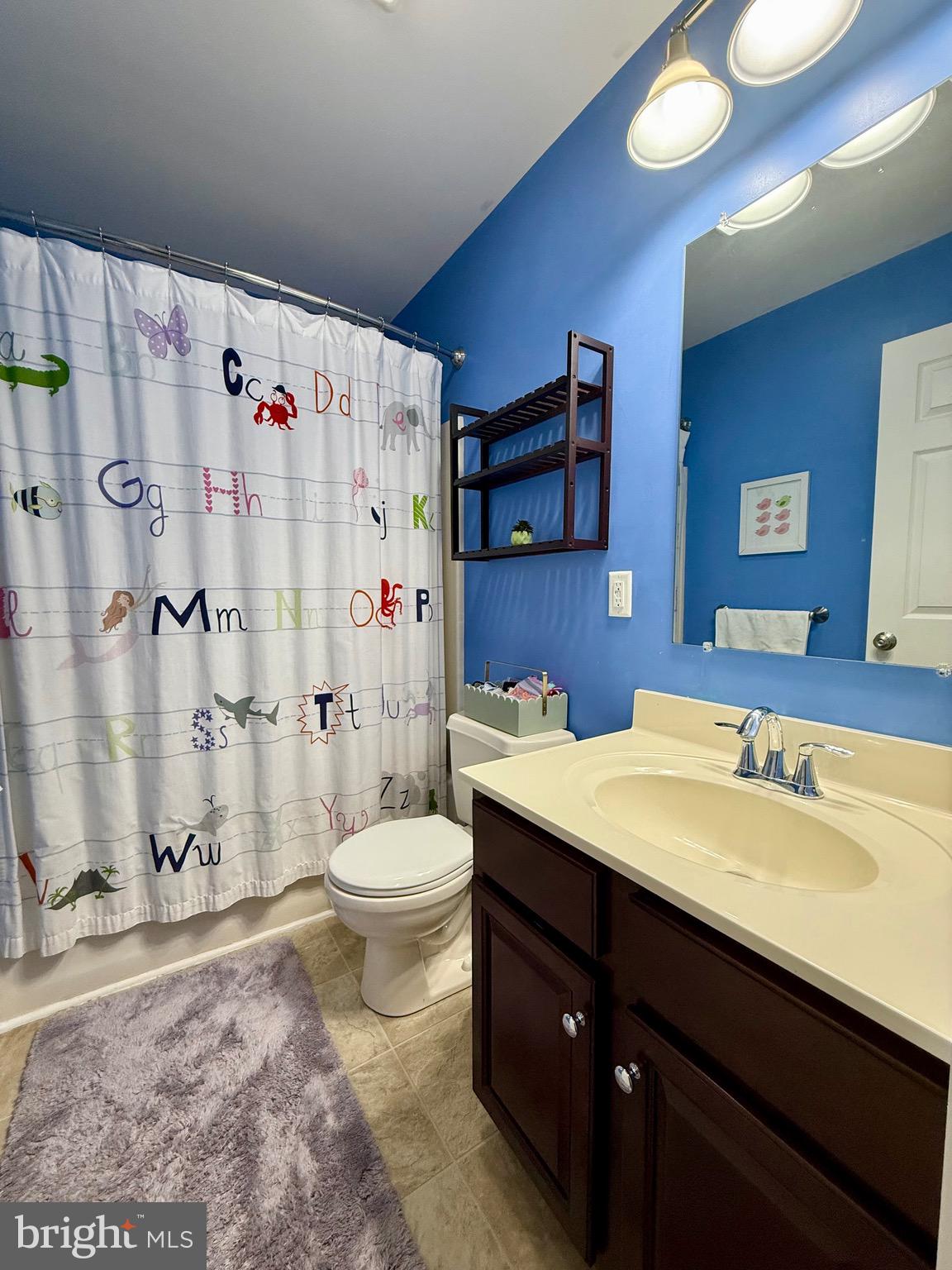 1813 SILVERLEAF LANE