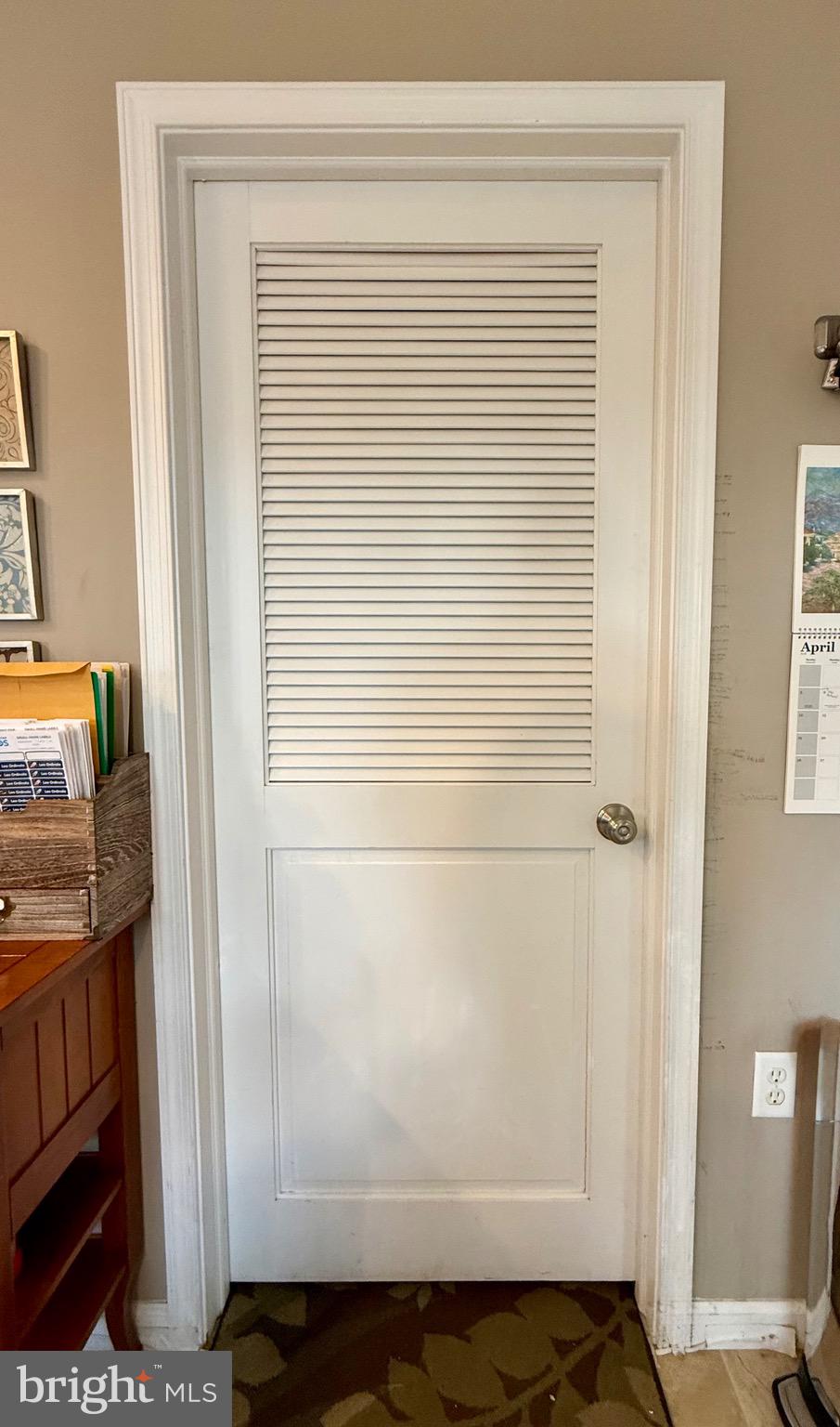 1813 SILVERLEAF LANE