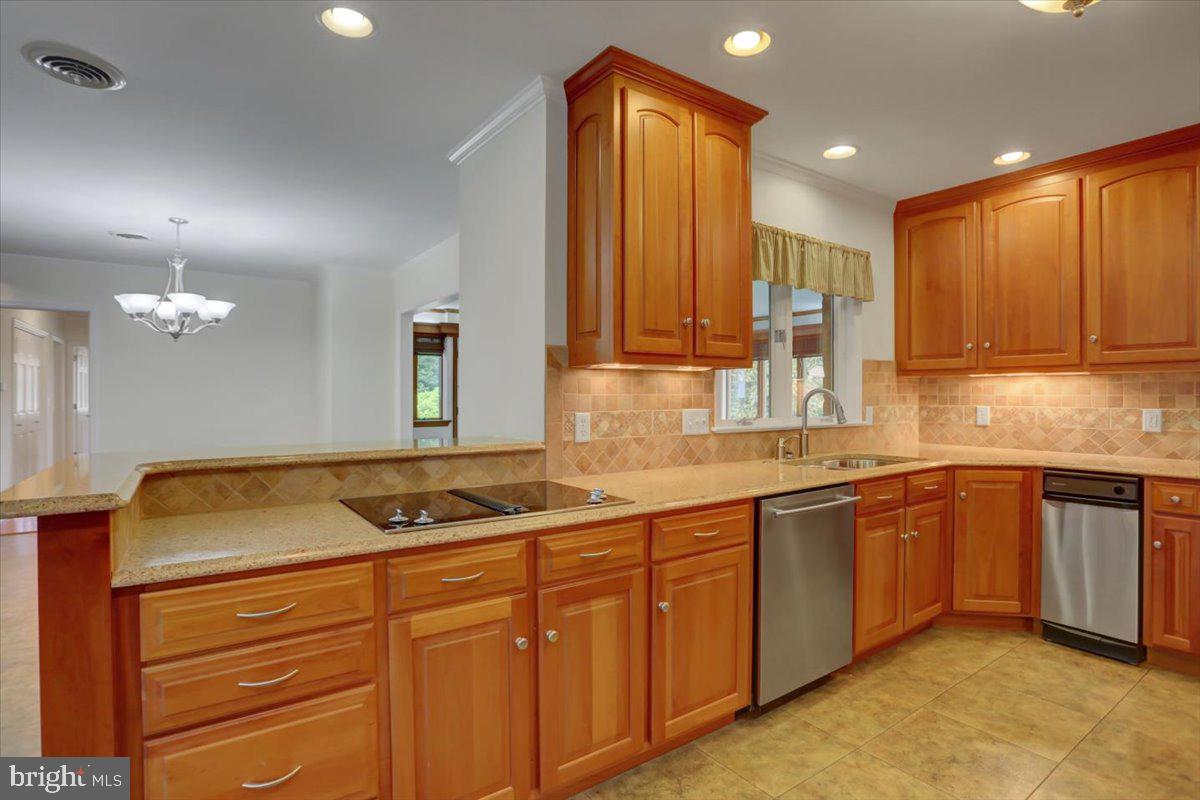 538 Meadowview Circle