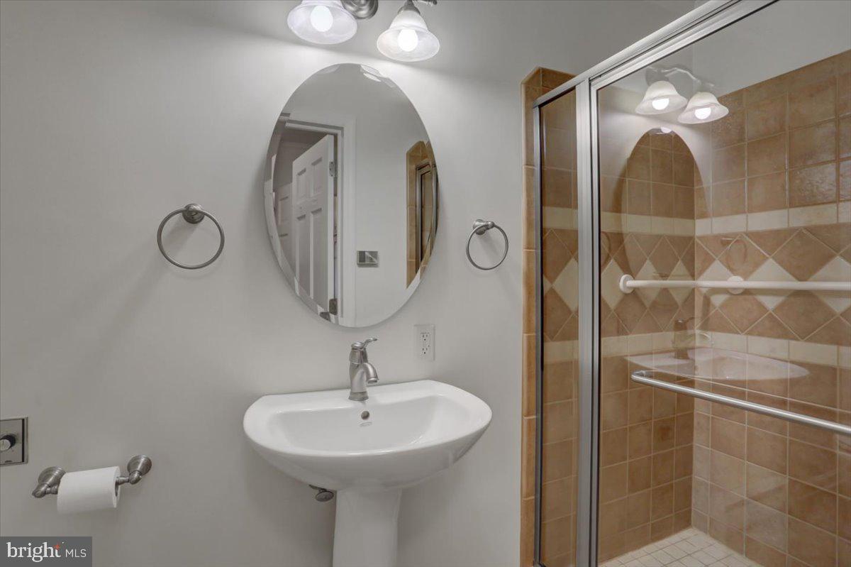 538 Meadowview Circle