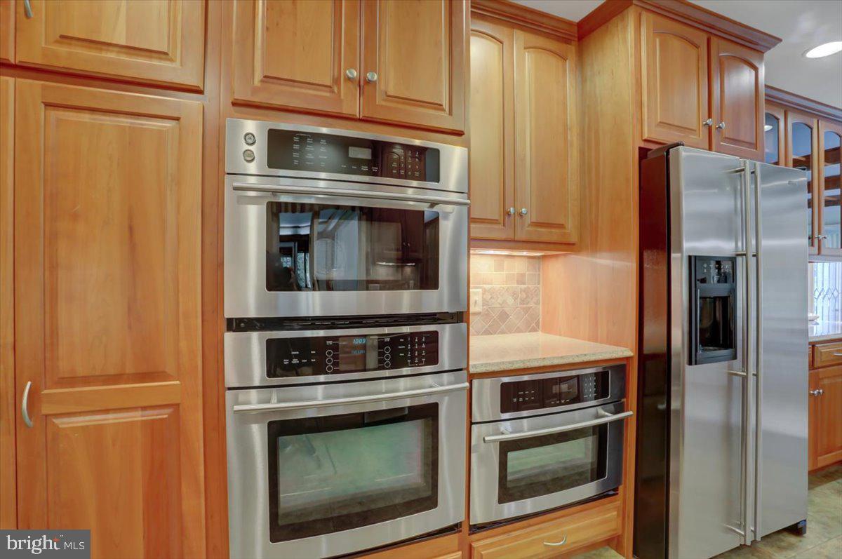 538 Meadowview Circle