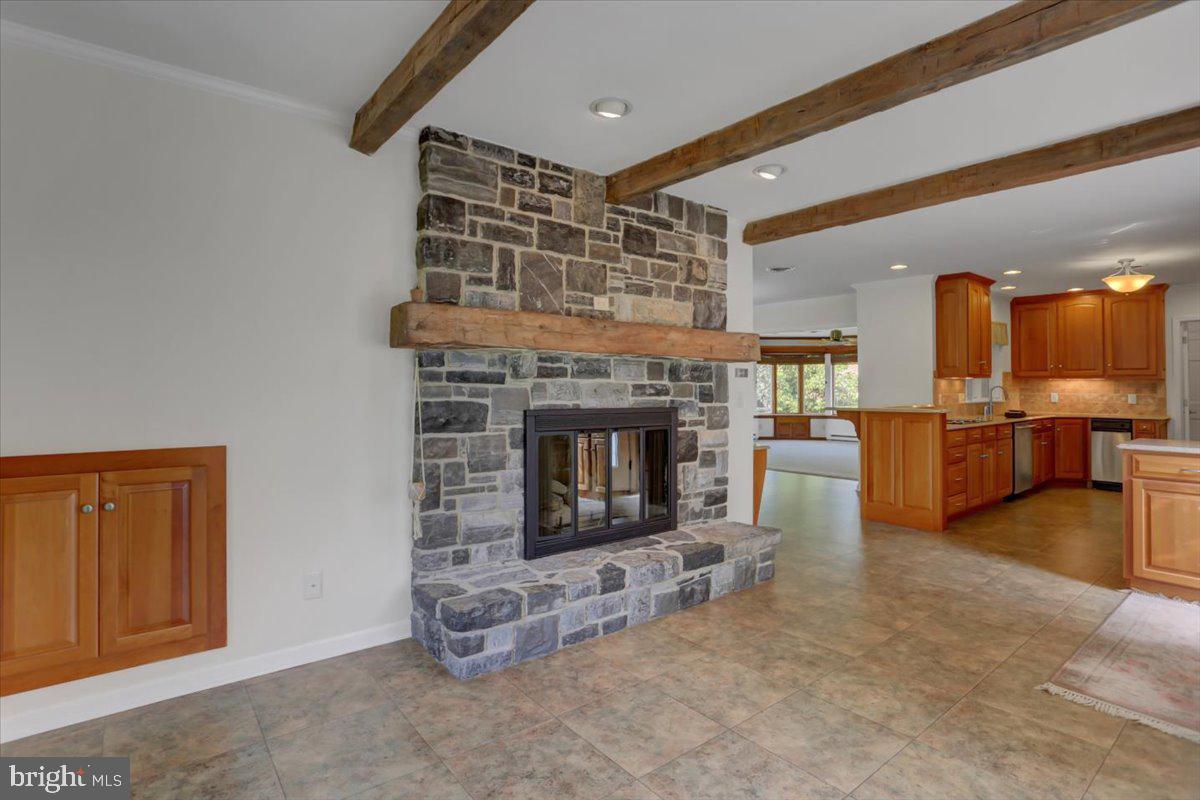 538 Meadowview Circle