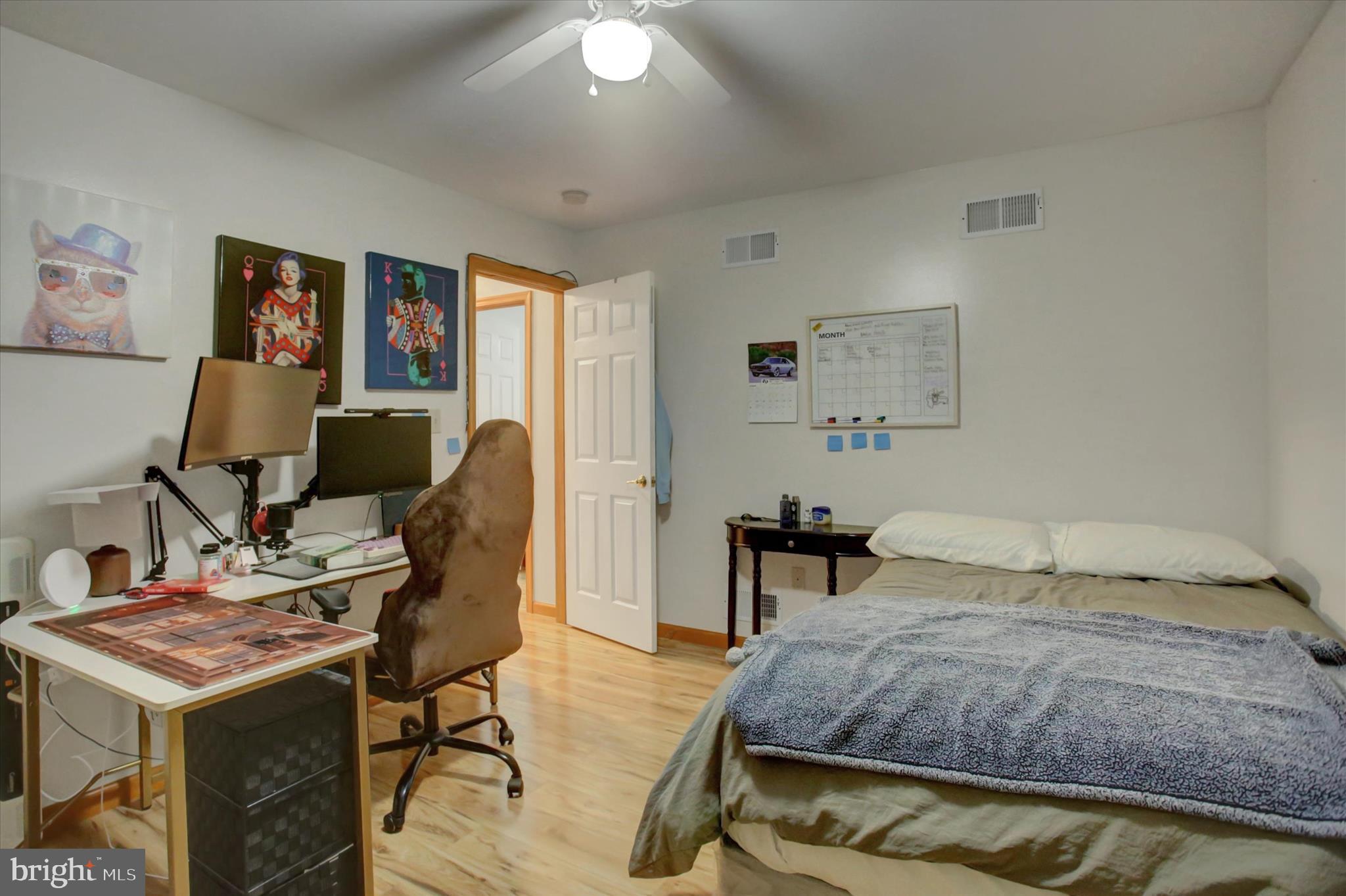 8859 PICADILLY CIRCLE