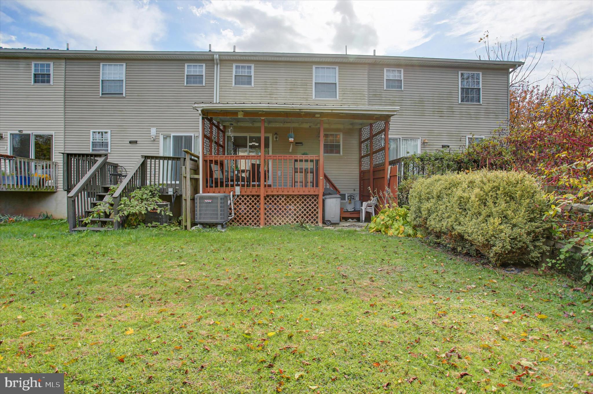 8859 PICADILLY CIRCLE