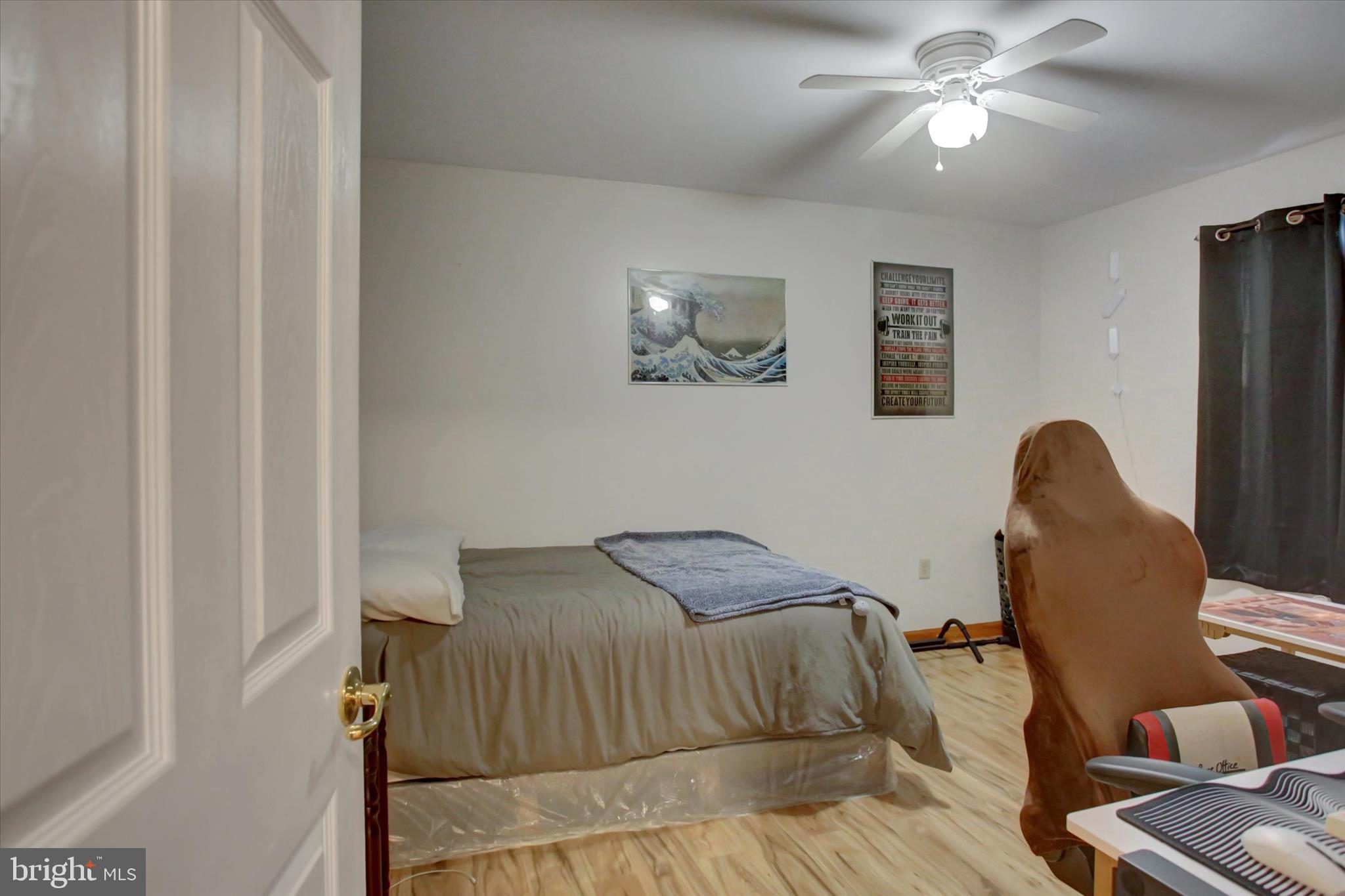 8859 PICADILLY CIRCLE