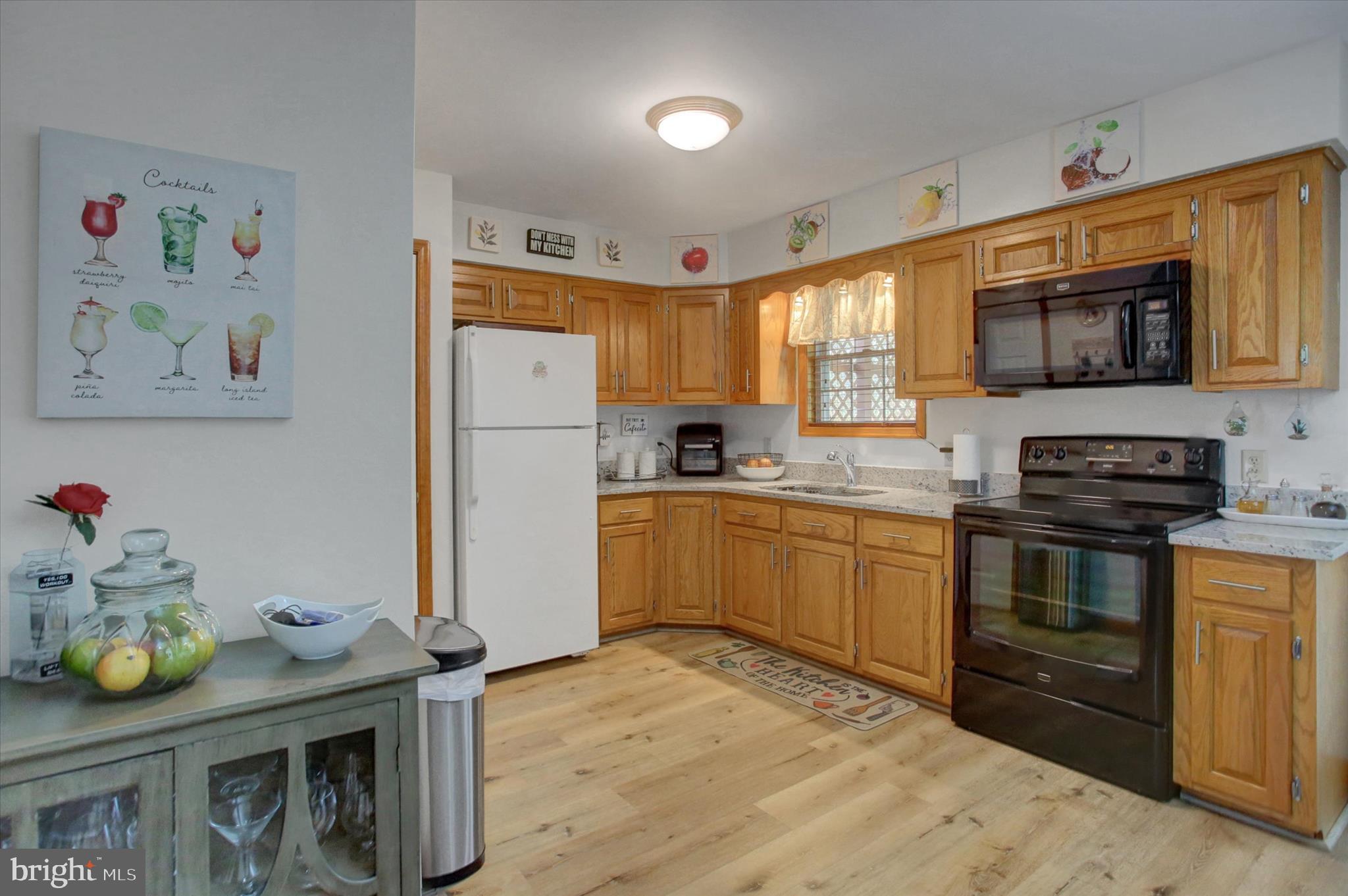 8859 PICADILLY CIRCLE