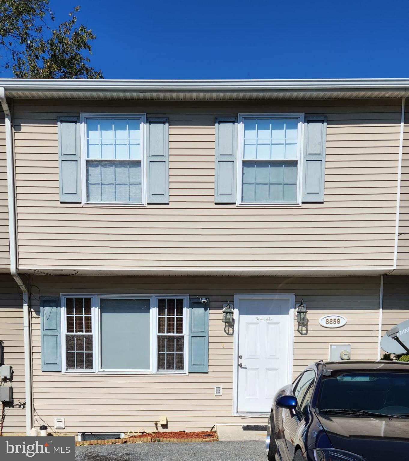 8859 PICADILLY CIRCLE