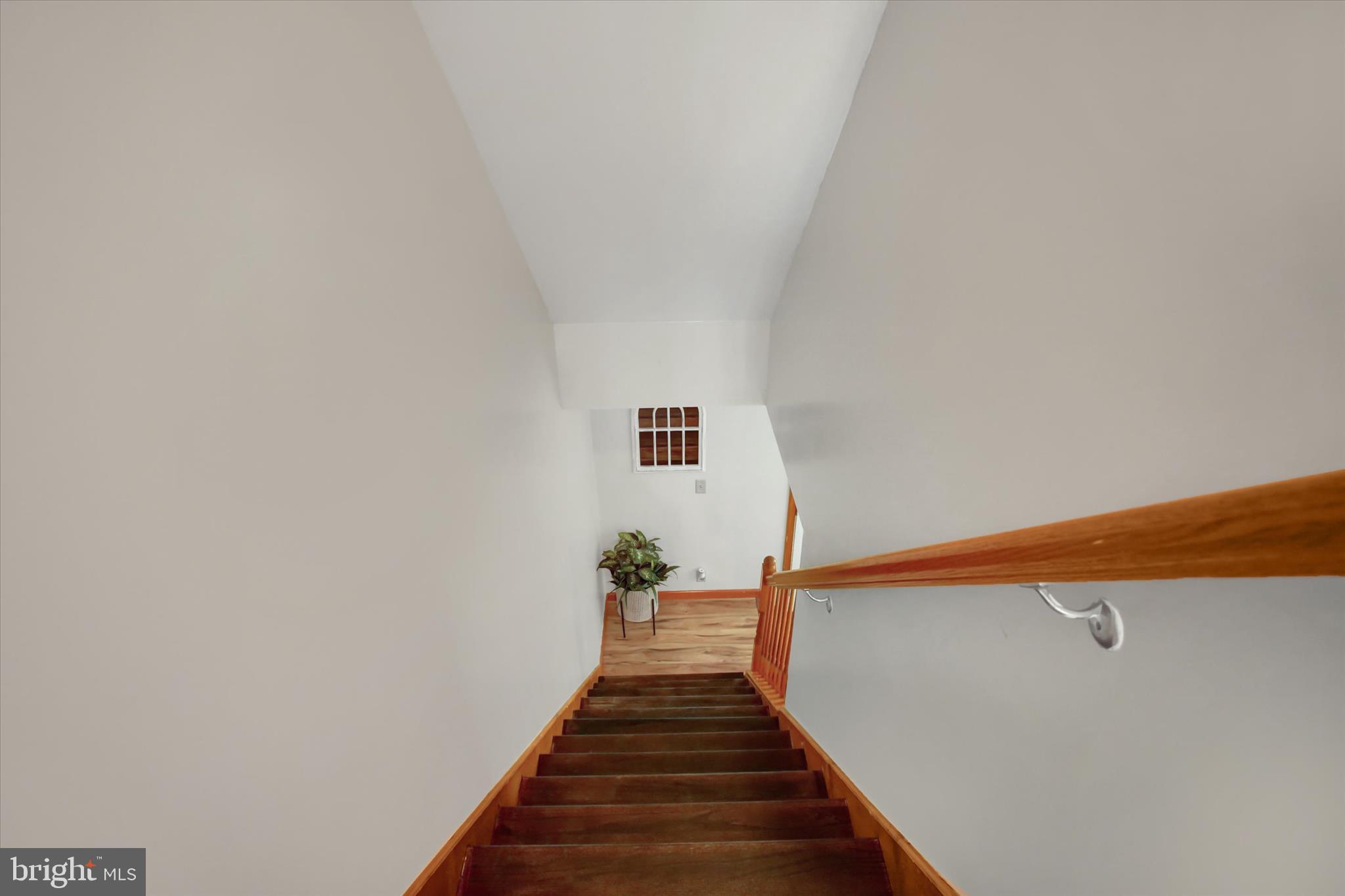 8859 PICADILLY CIRCLE