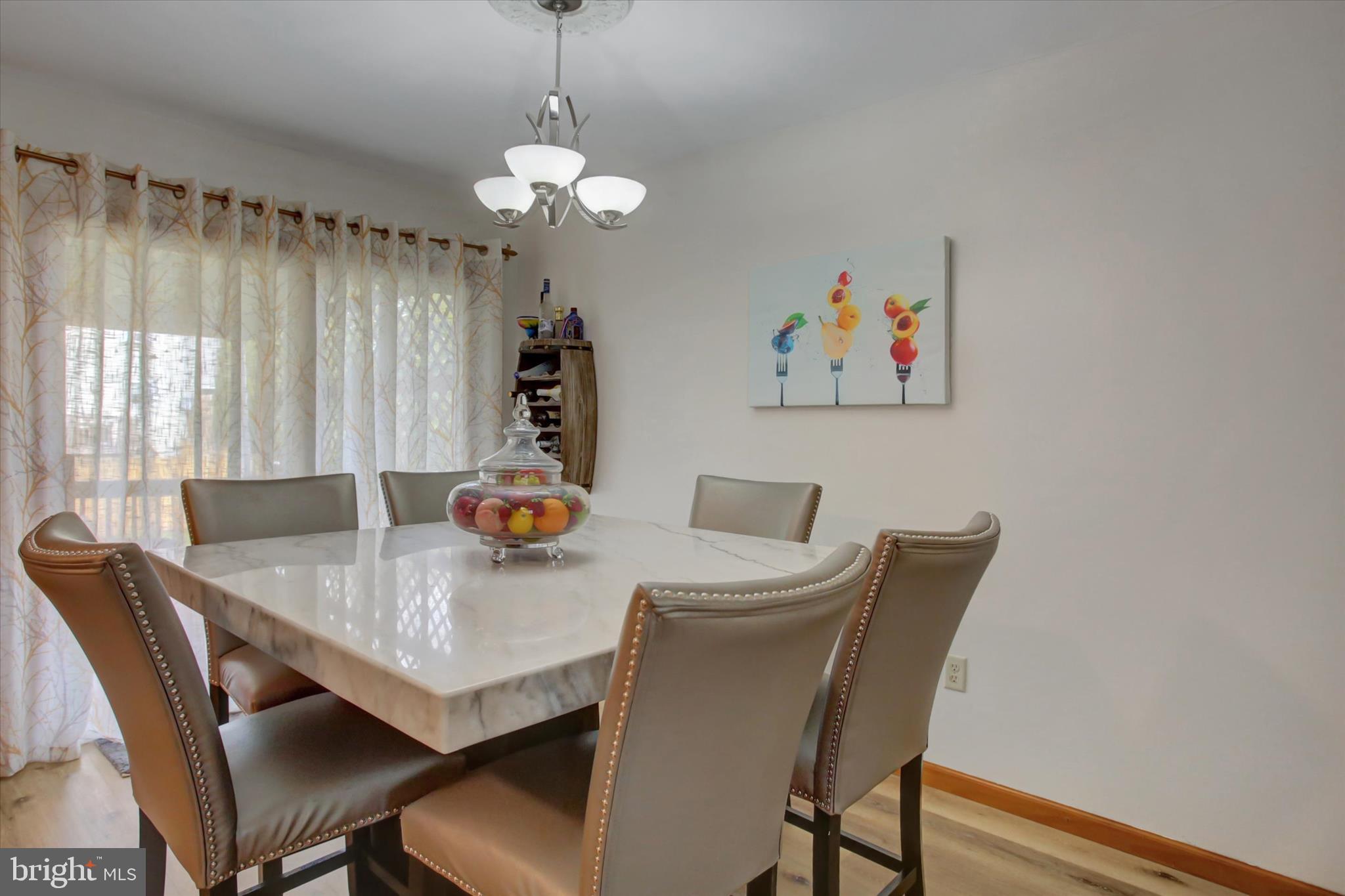 8859 PICADILLY CIRCLE