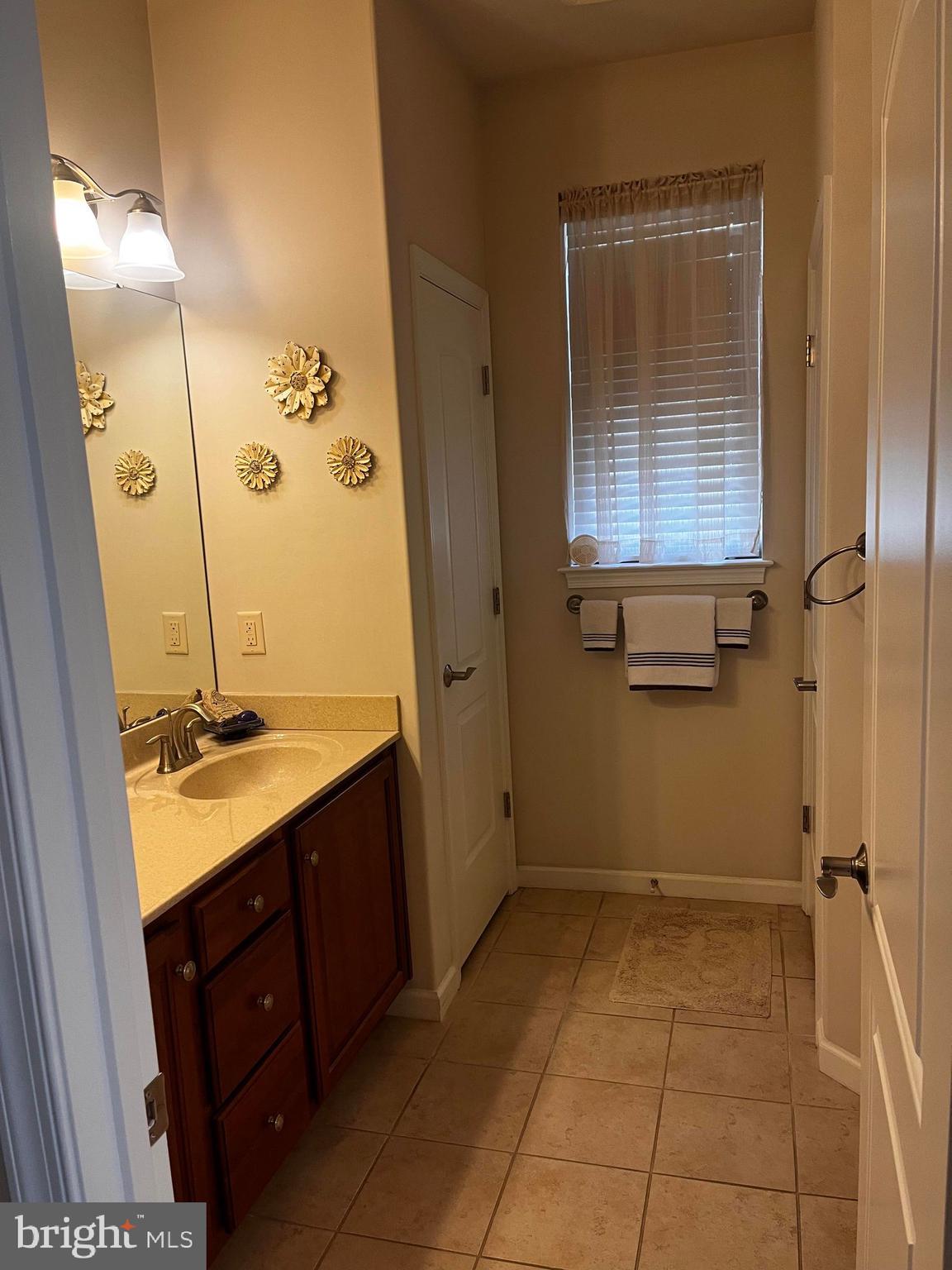 106 Windermere Dr