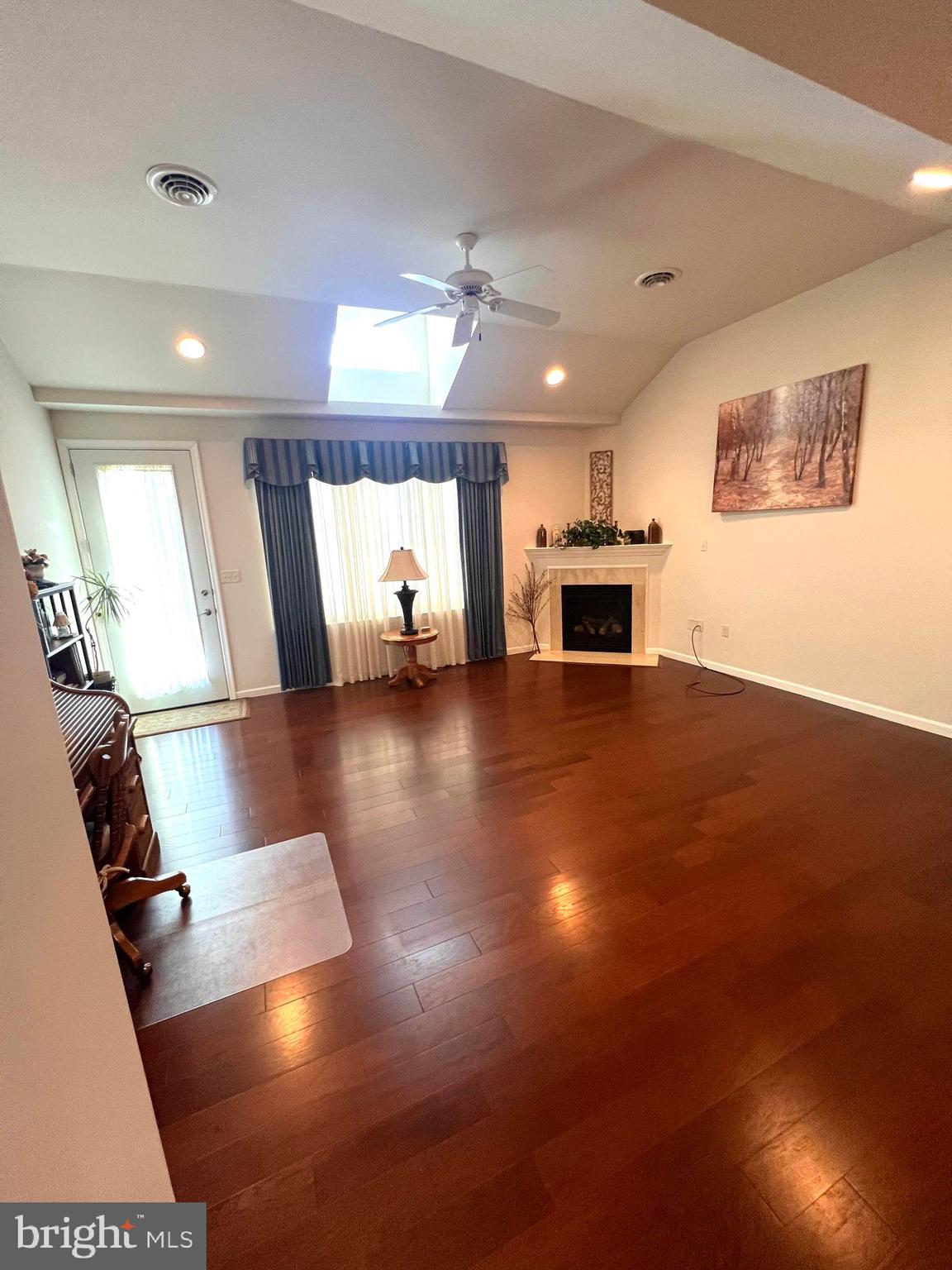 106 Windermere Dr
