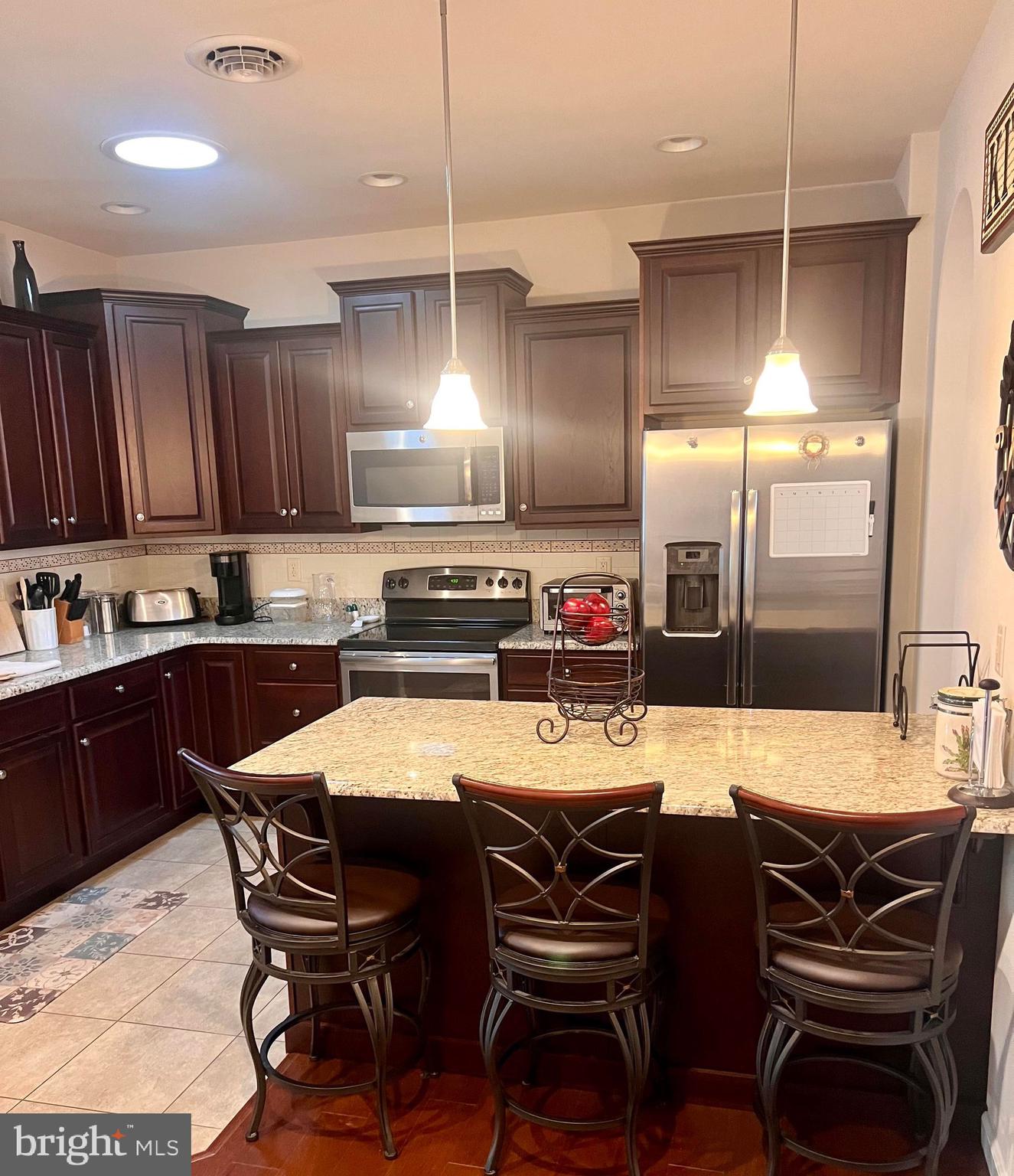 106 Windermere Dr