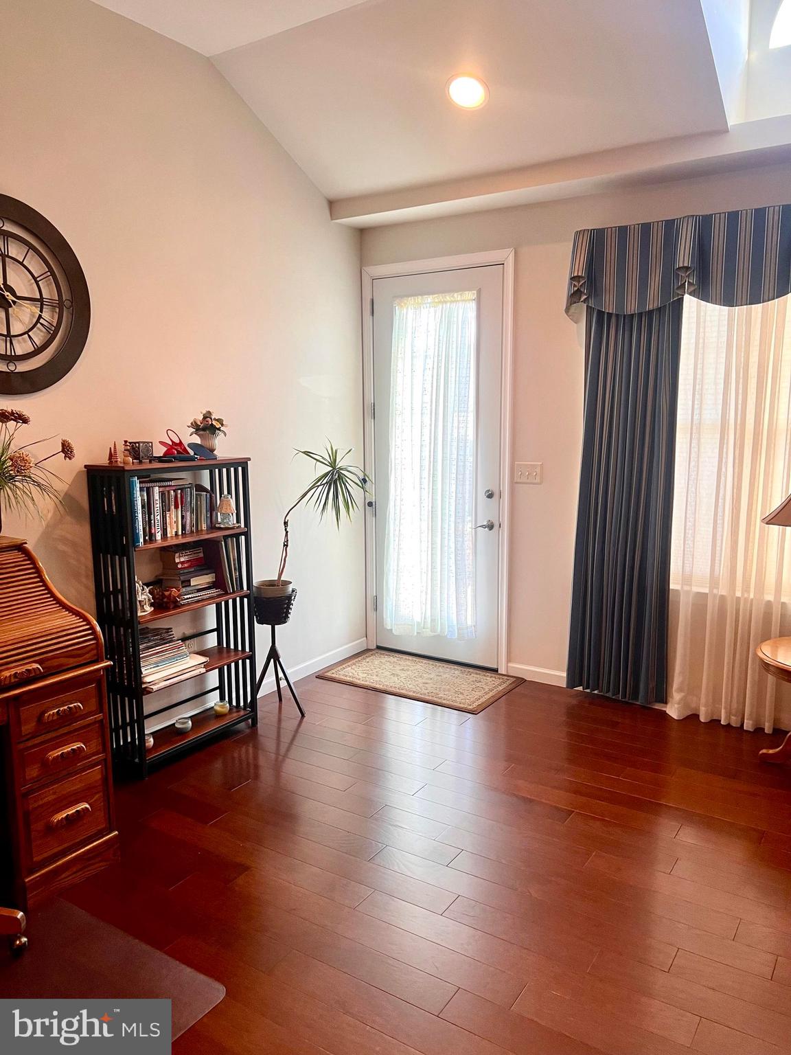 106 Windermere Dr