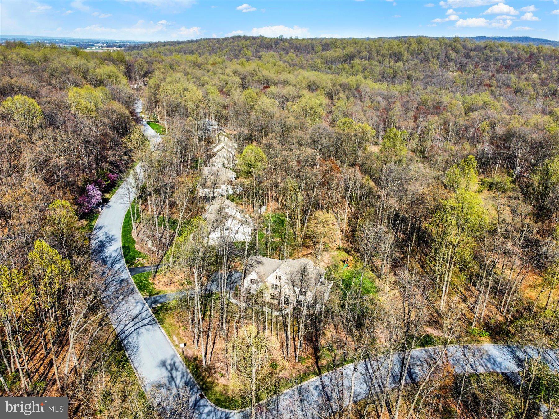 6 Mockingbird Ln