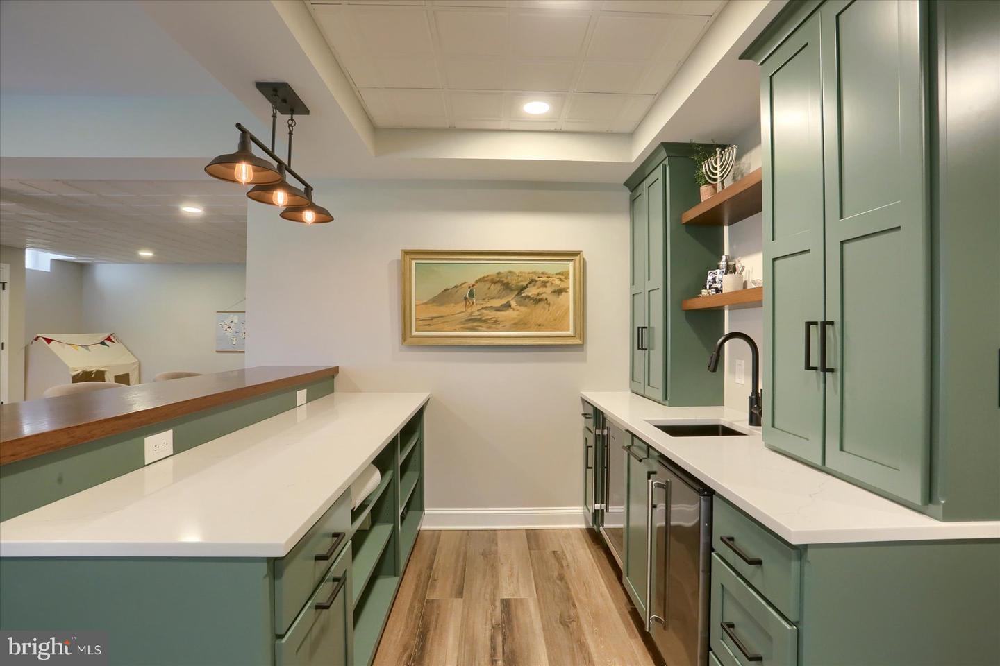 6 Mockingbird Ln