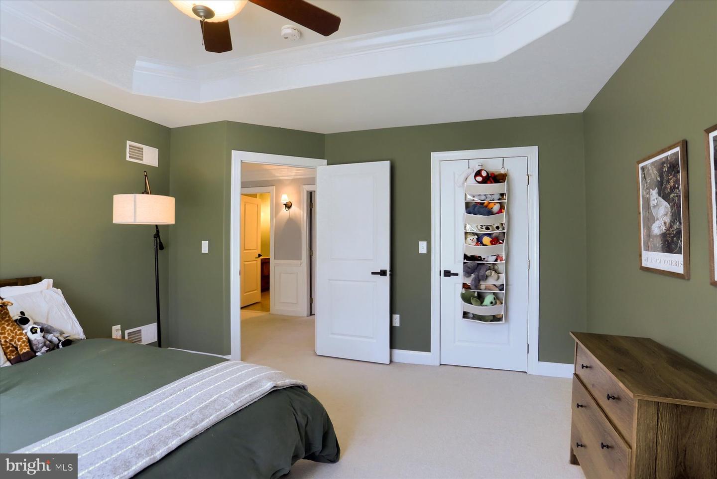 6 Mockingbird Ln