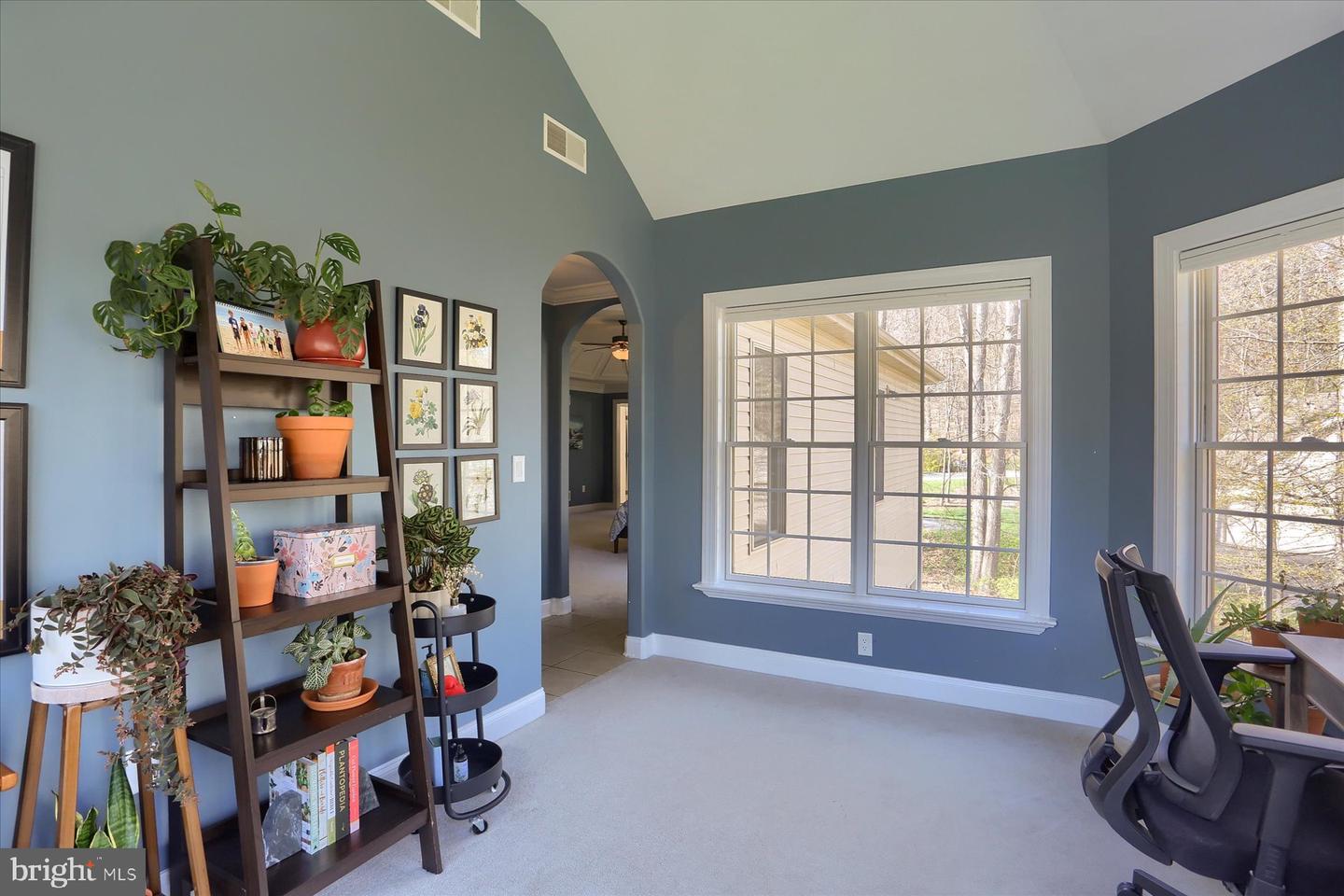 6 Mockingbird Ln