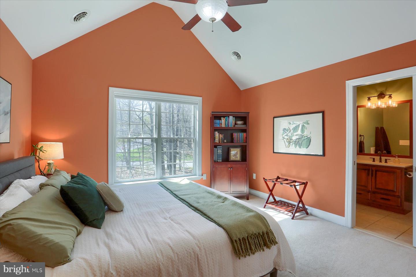 6 Mockingbird Ln