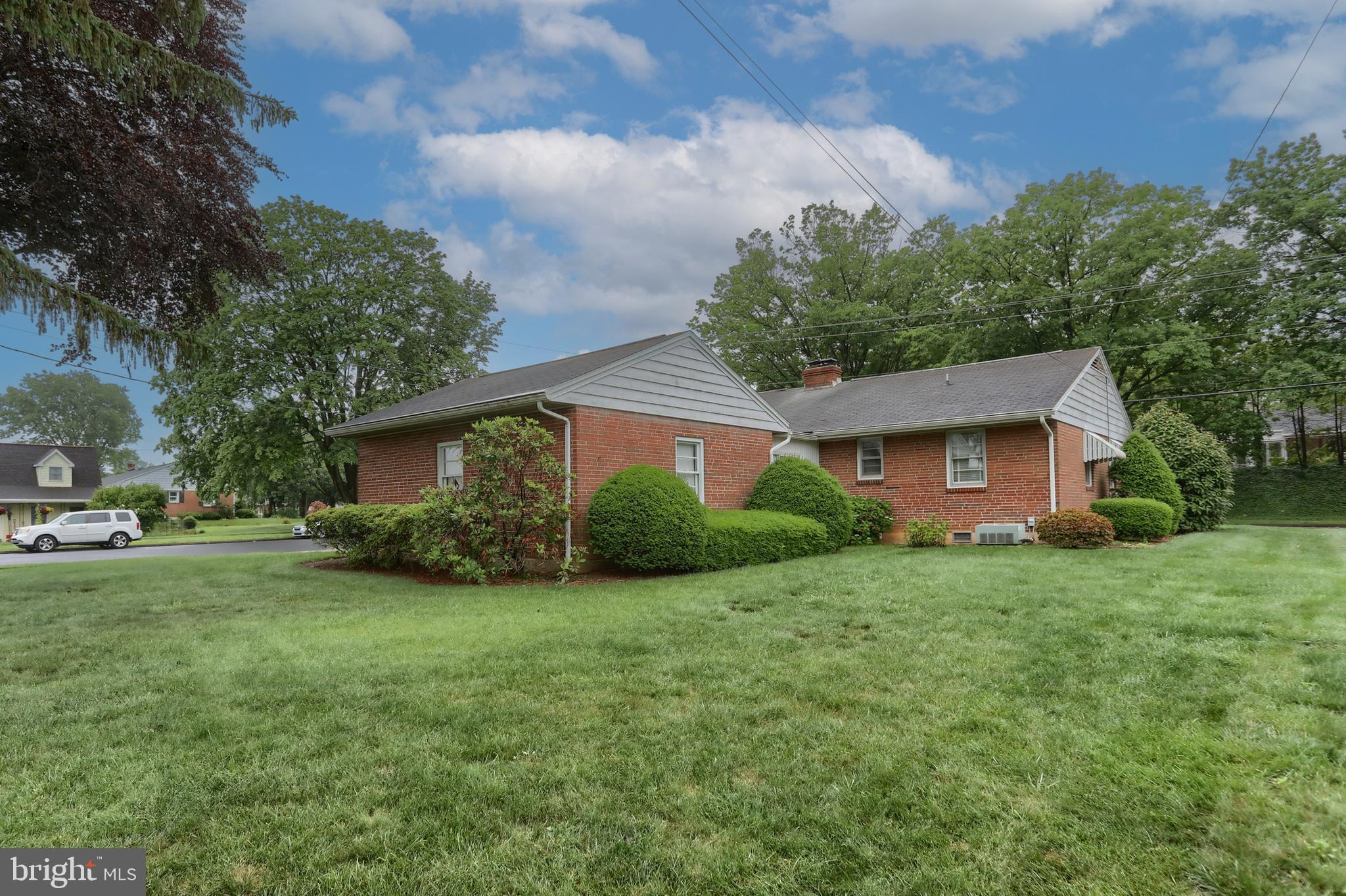 228 S Forge Rd